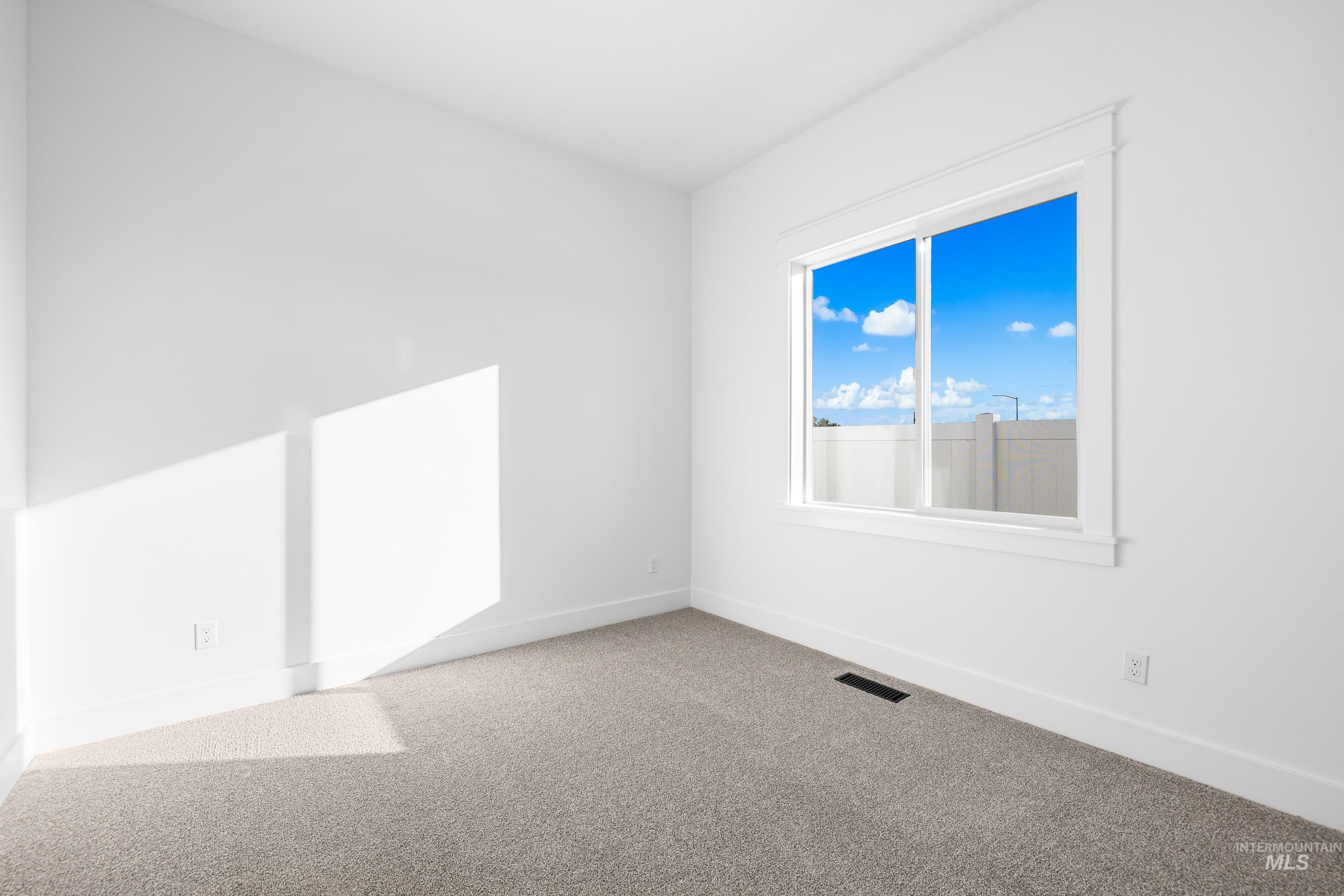 82 E Jarvis St. Property Photo 34