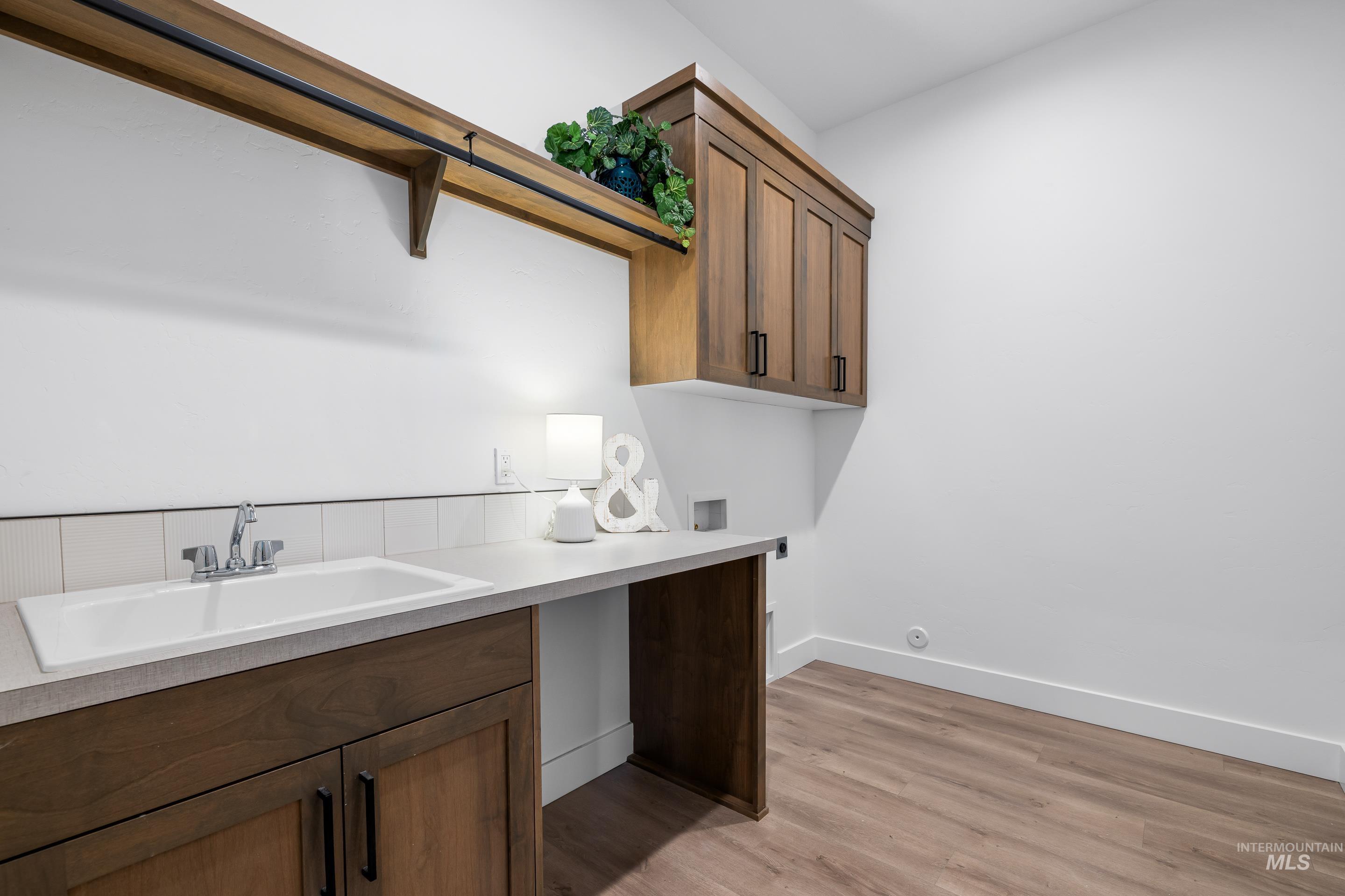 82 E Jarvis St. Property Photo 42