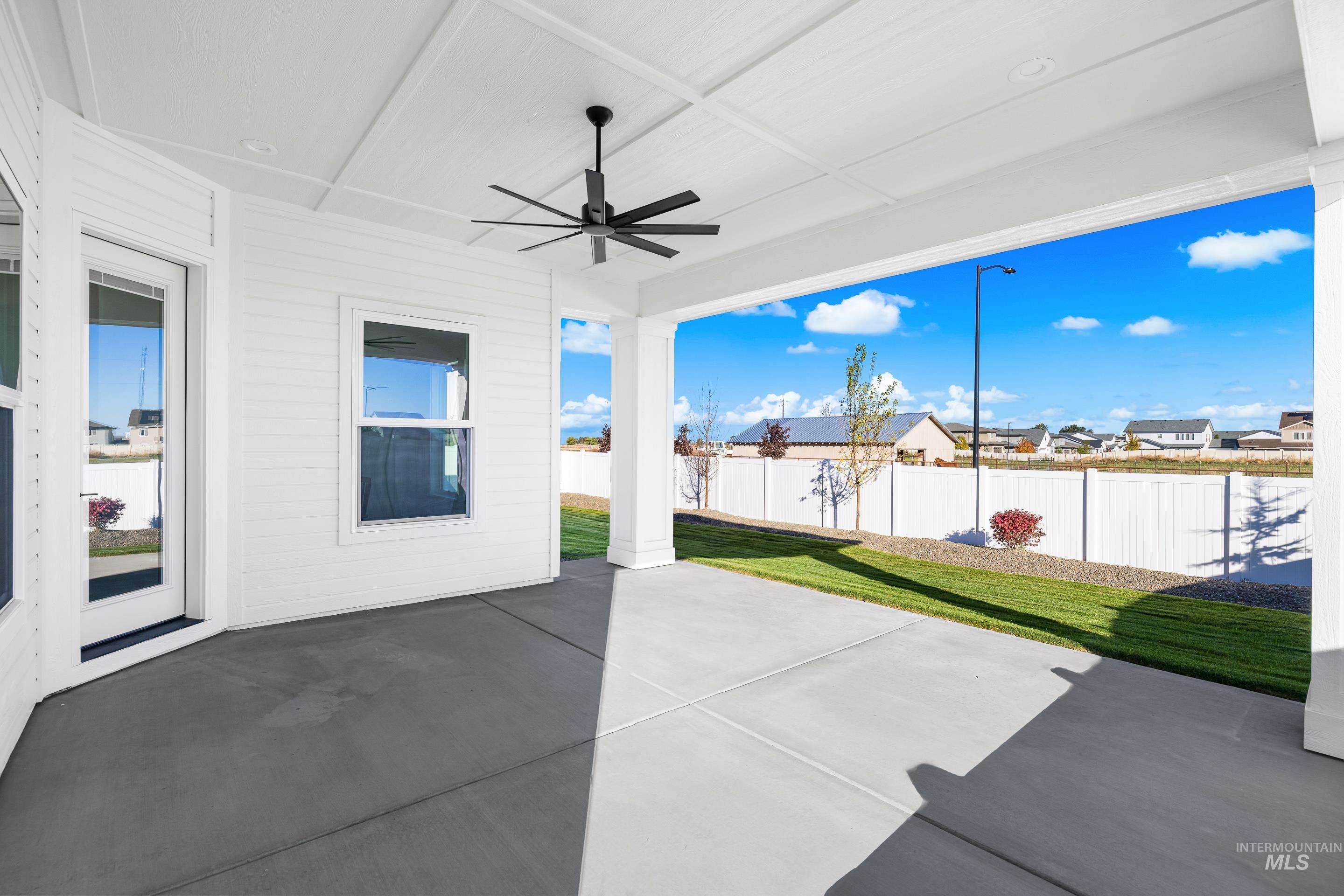 82 E Jarvis St. Property Photo 43