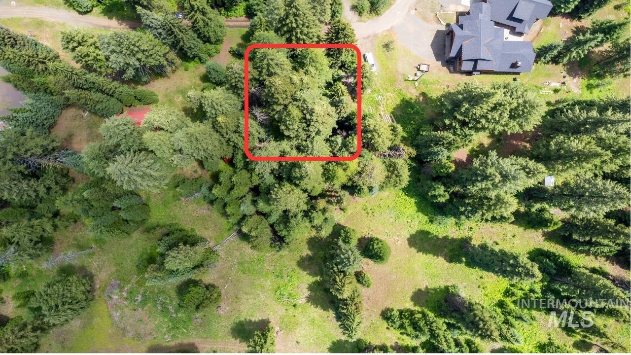 2207 Davy Rd Property Photo 1