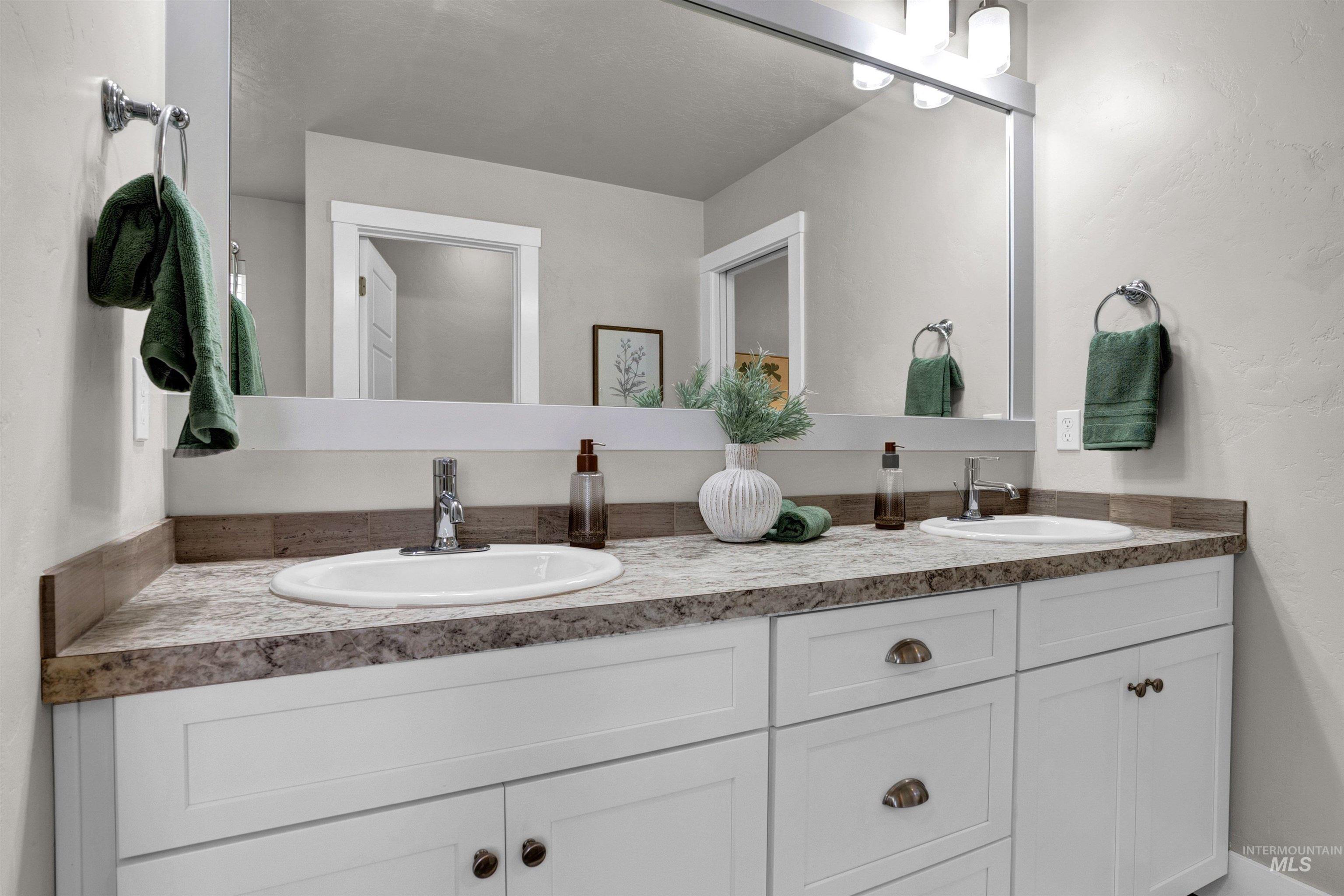 4908 W Eagle Landing Court Property Photo 28