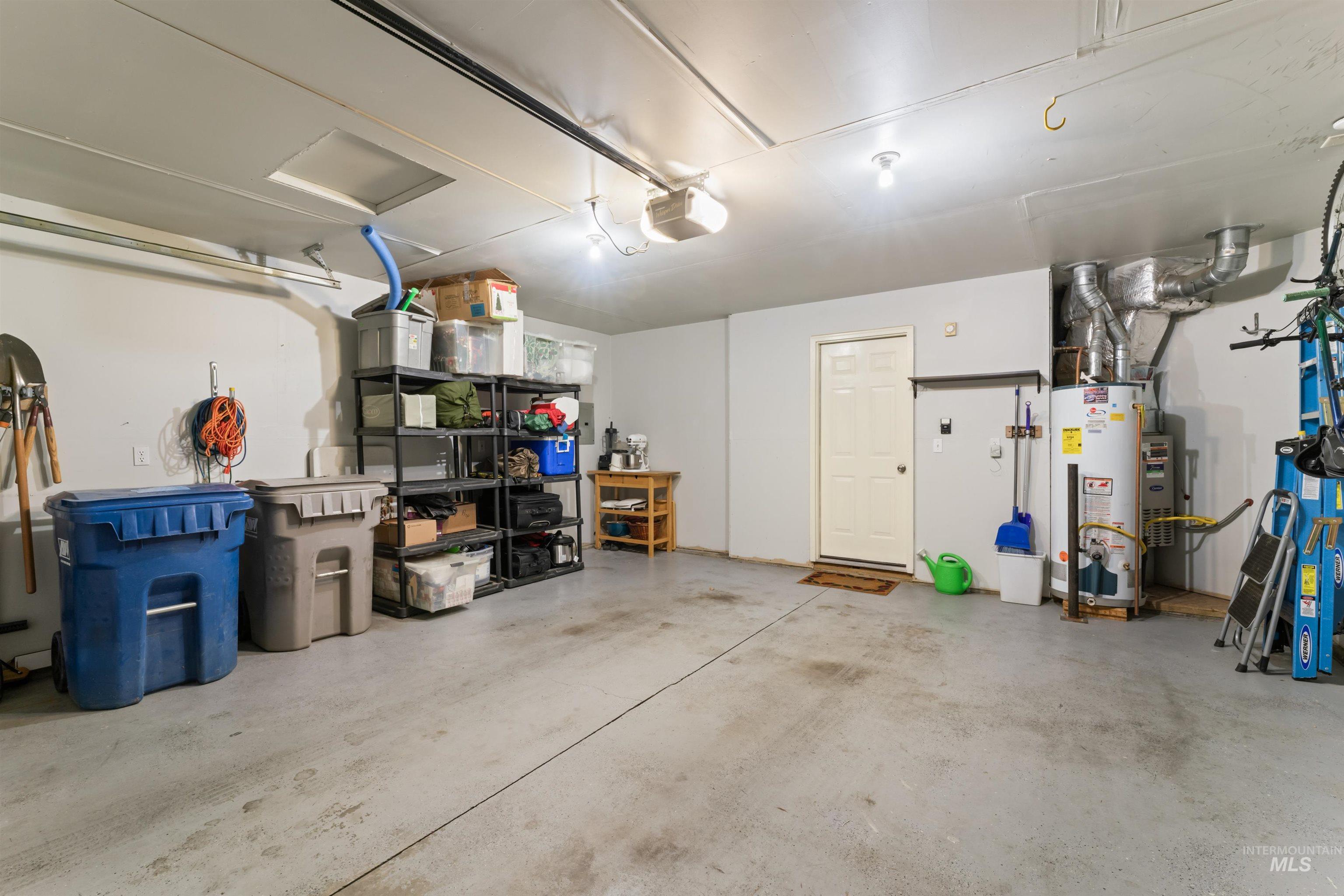 1922 N Westgate Dr. Property Photo 36