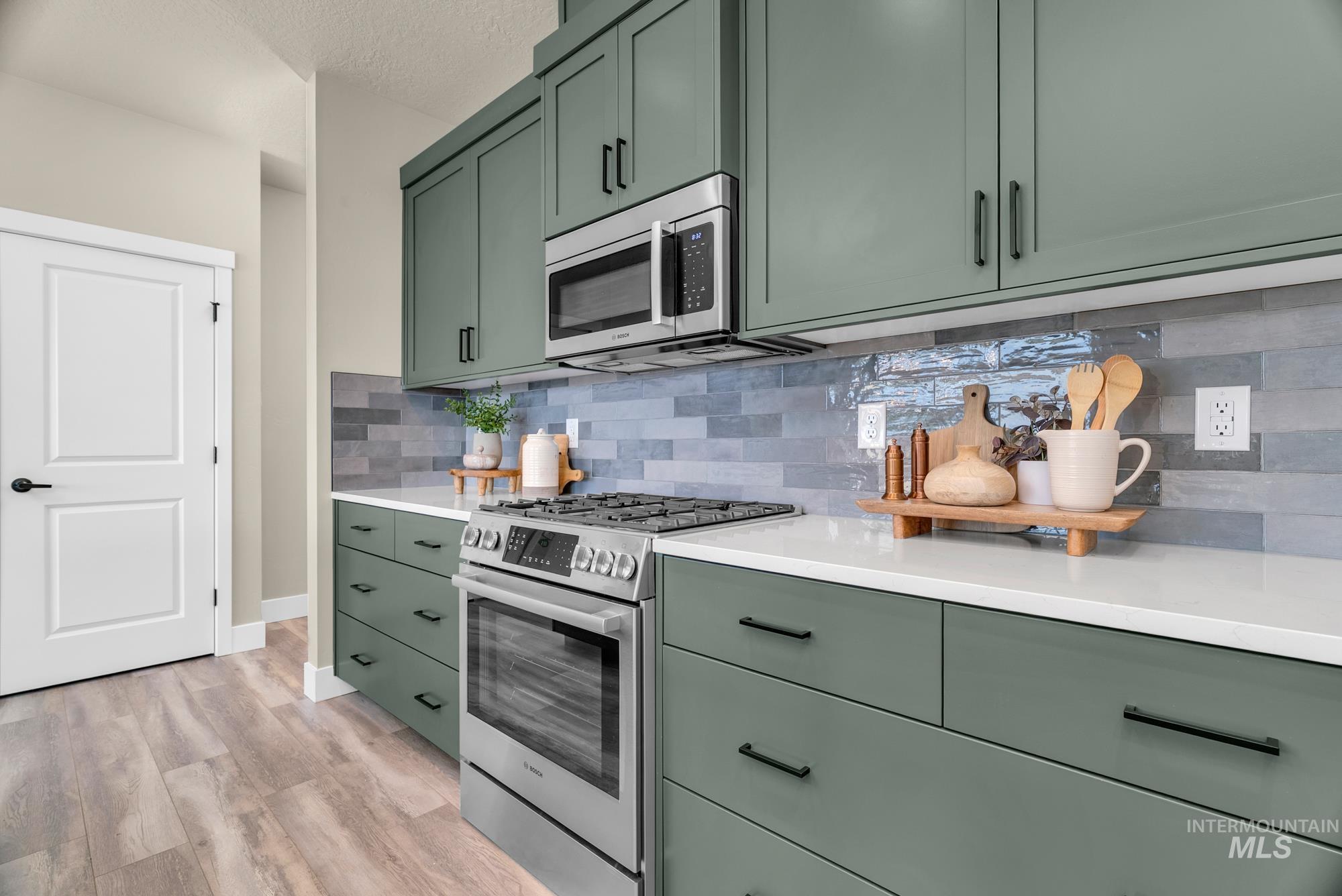 6273 S Binky Ave Property Photo 6