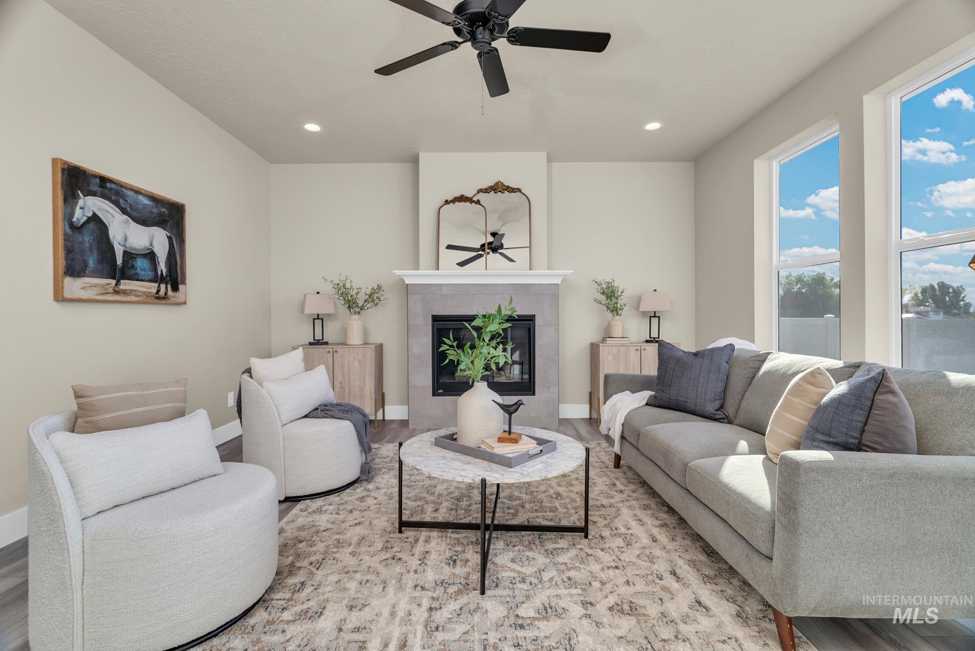 6273 S Binky Ave Property Photo 12