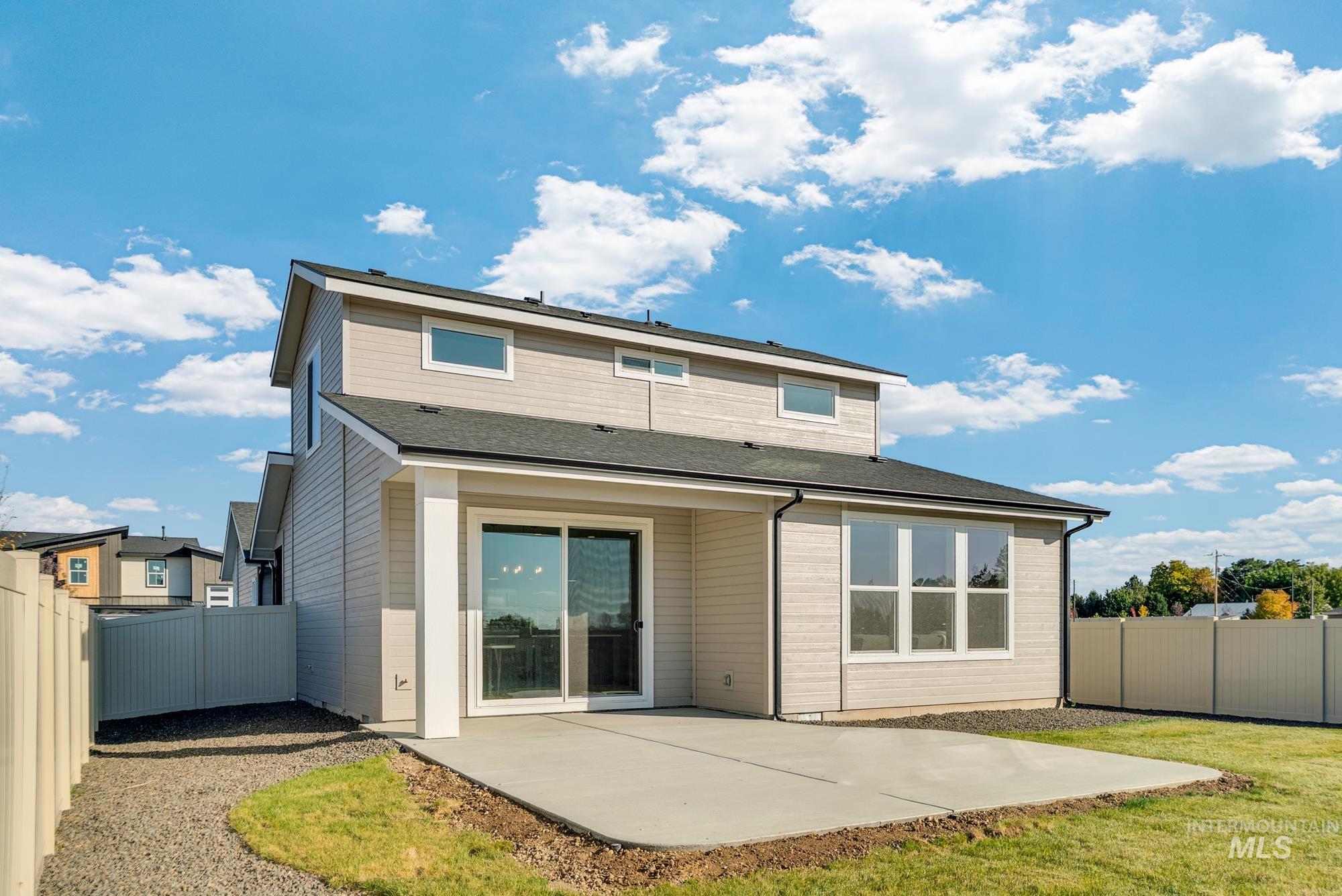 6273 S Binky Ave Property Photo 29