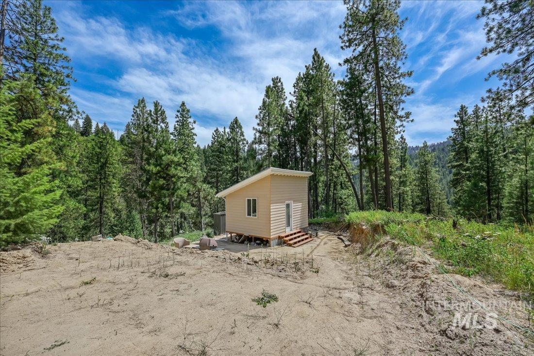 5 TODD CIRCLE Property Photo 1