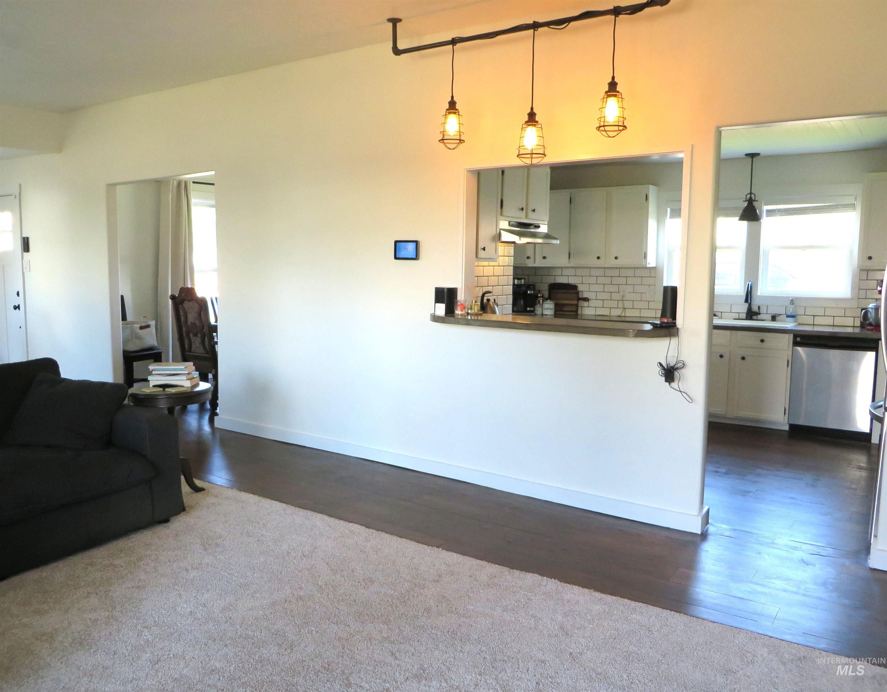 421 S 12th Street Property Photo 8
