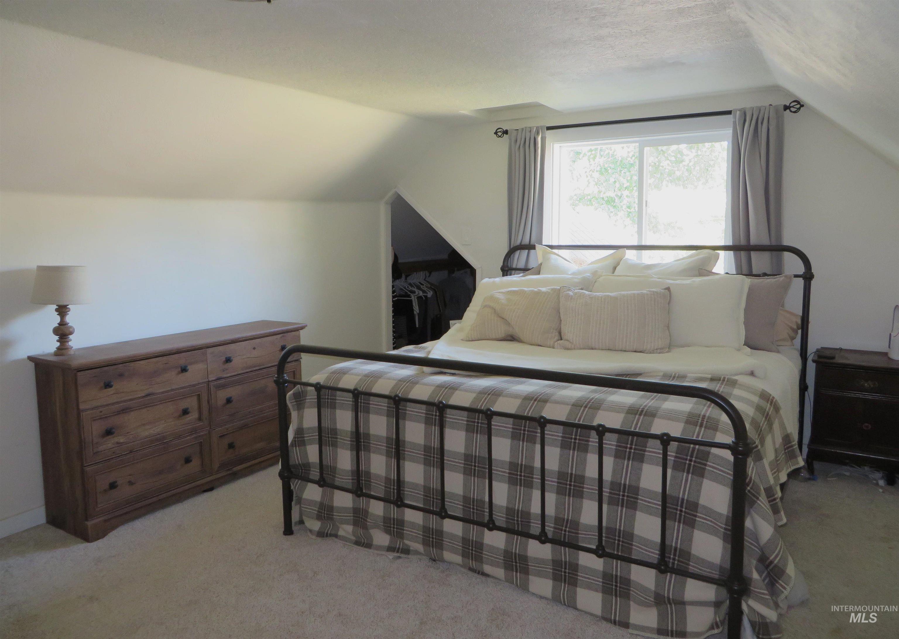 421 S 12th Street Property Photo 39