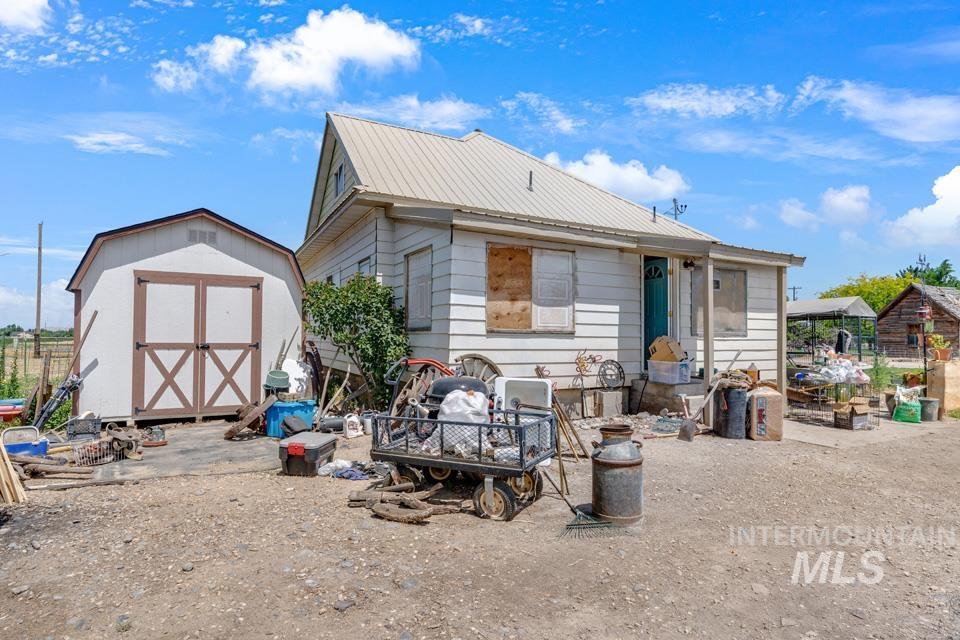 2595 Nw 2nd Ave Property Photo 3