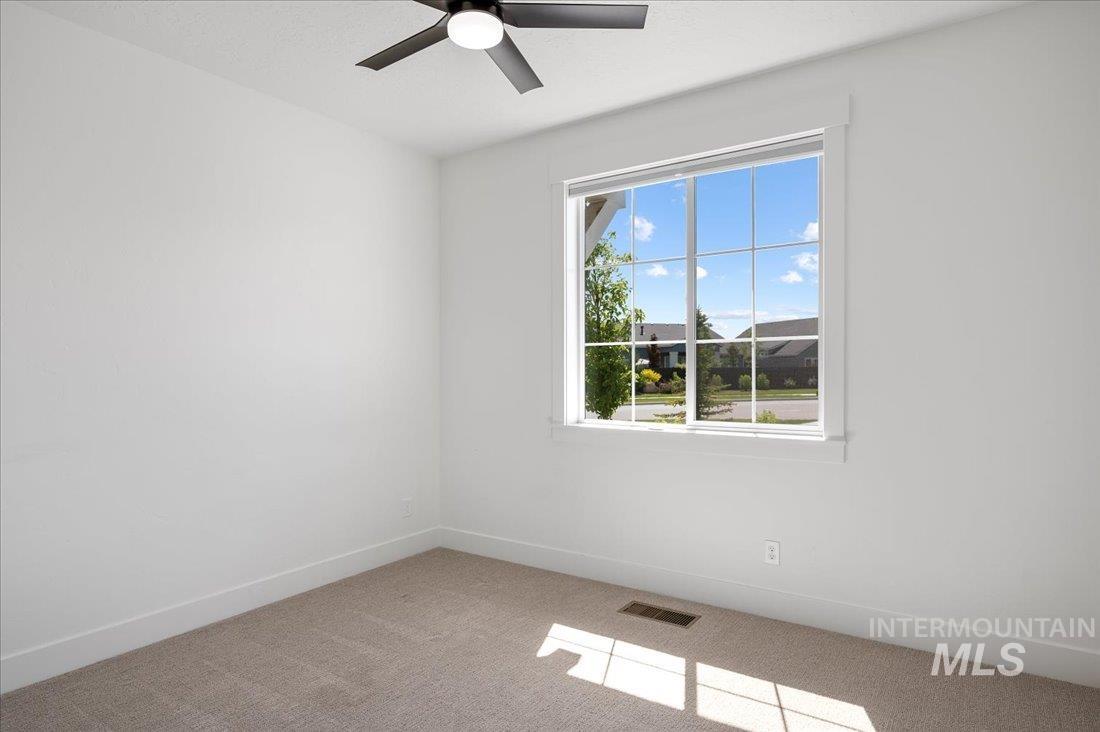 4252 N Brody Property Photo 19
