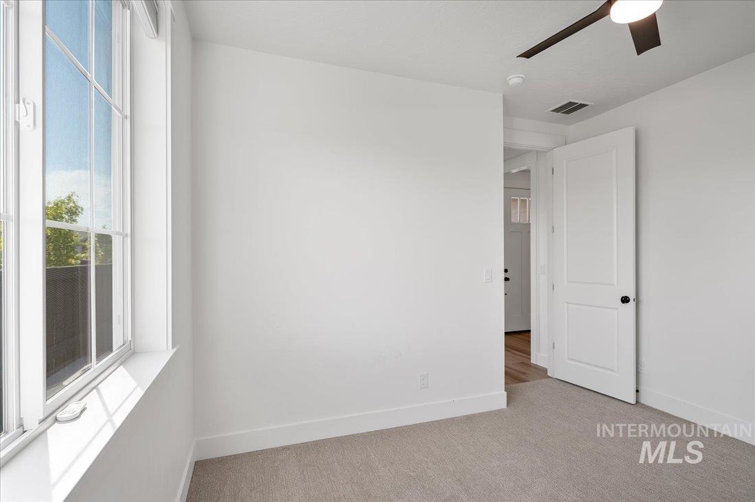 4252 N Brody Property Photo 23