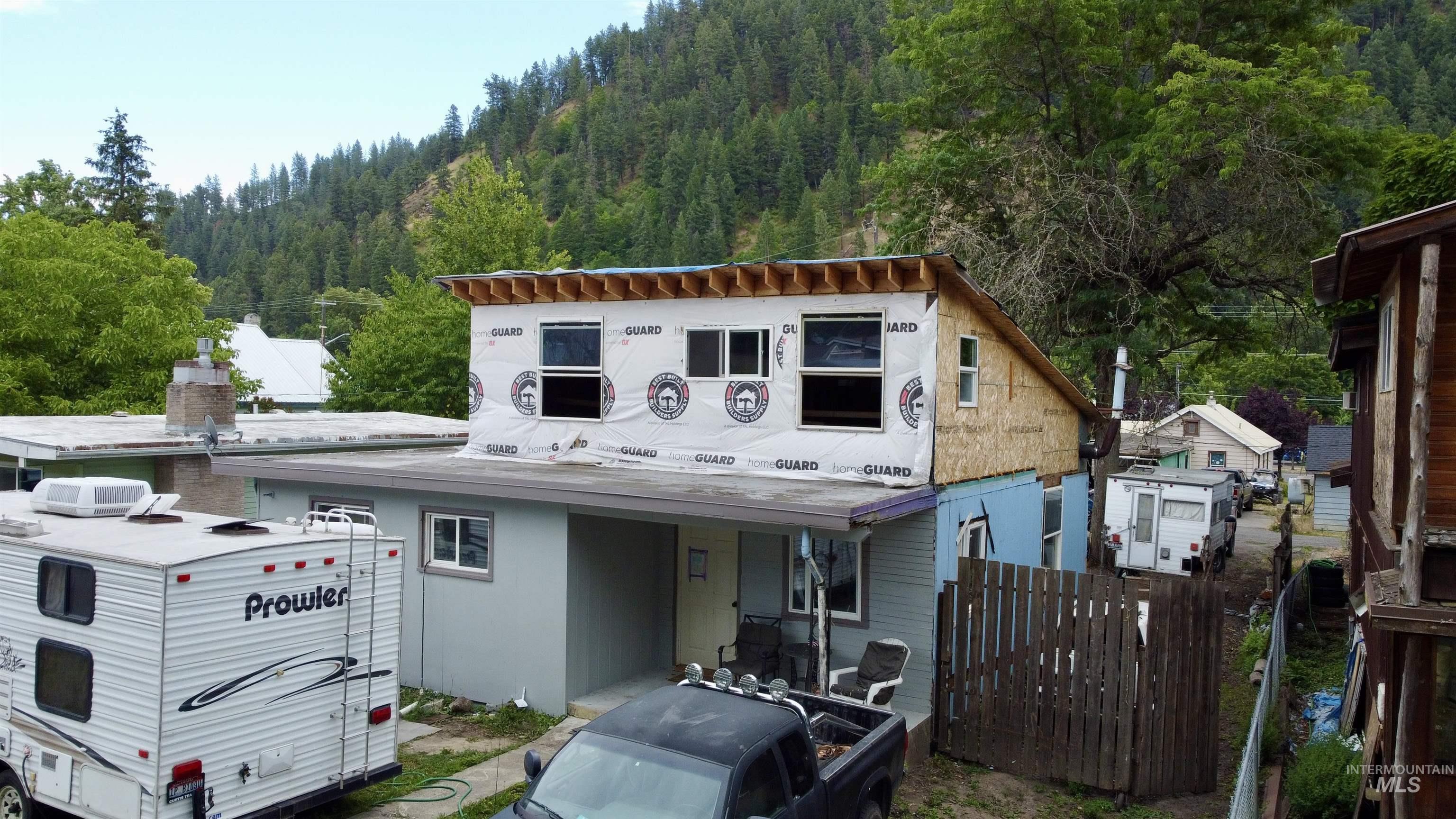 619 Brown Ave Property Photo 1