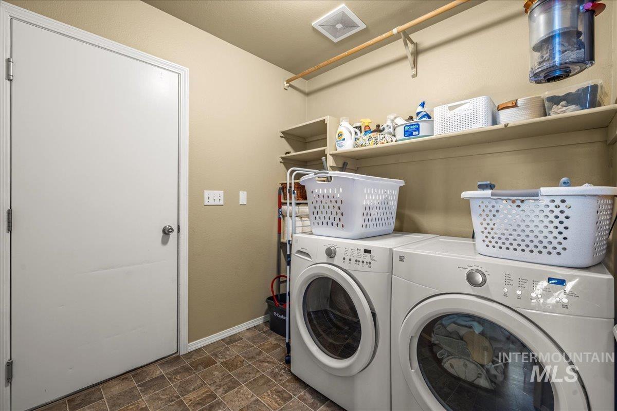 723 Shane Place Property Photo 35