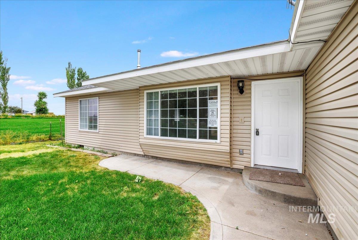 1670 E 1500 S Property Photo 3