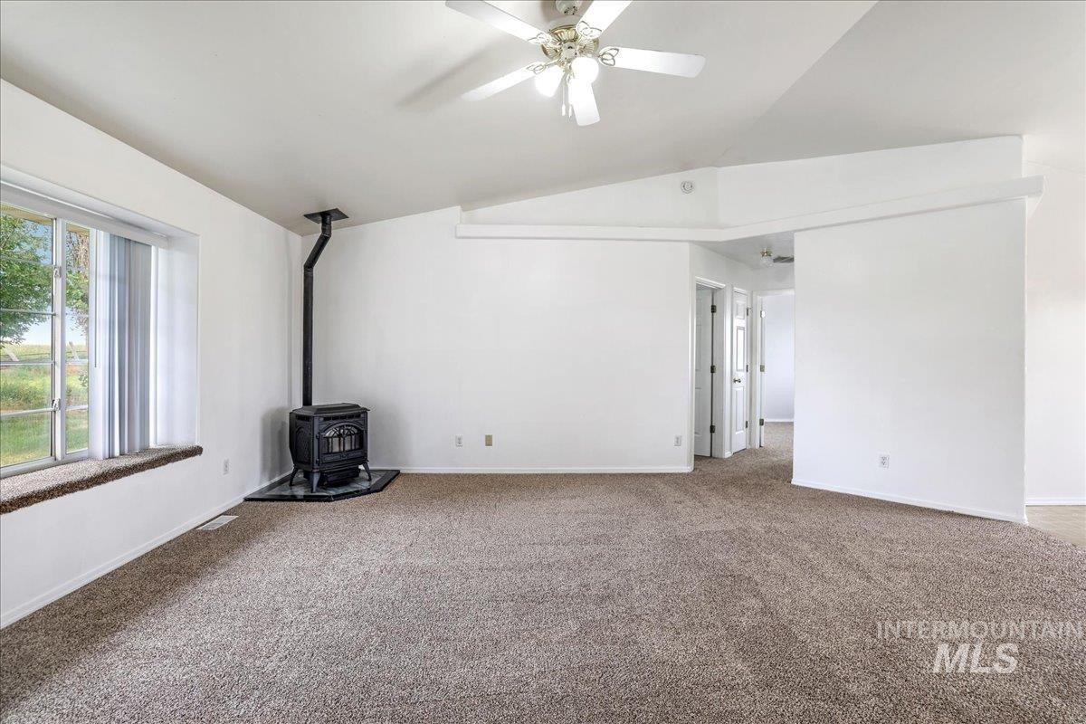 1670 E 1500 S Property Photo 4