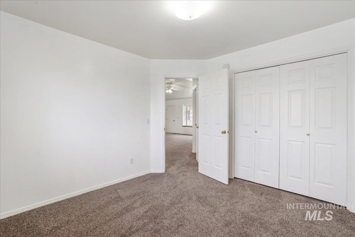 1670 E 1500 S Property Photo 17