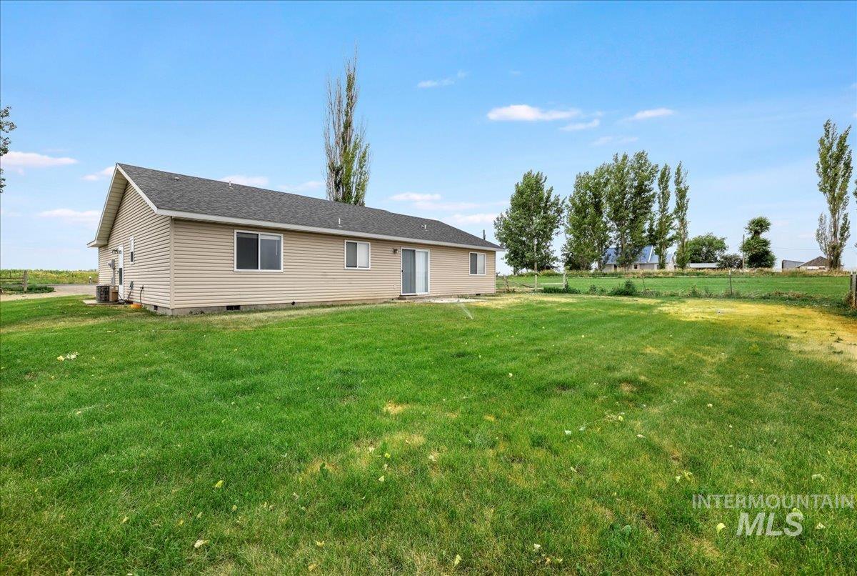 1670 E 1500 S Property Photo 21