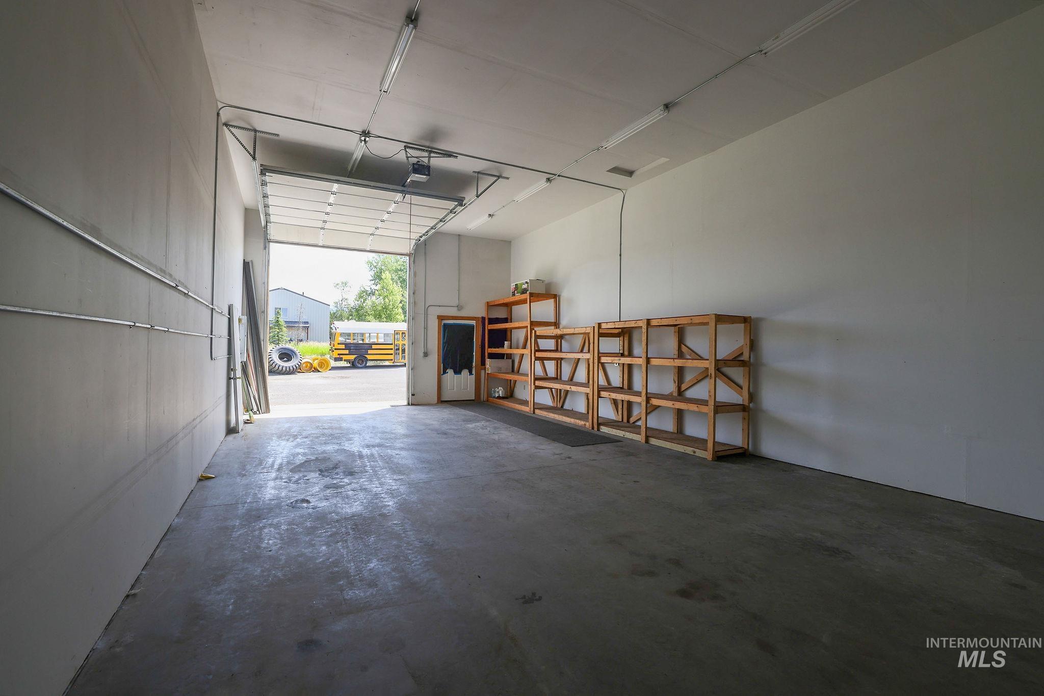 460 Krahn Property Photo 8
