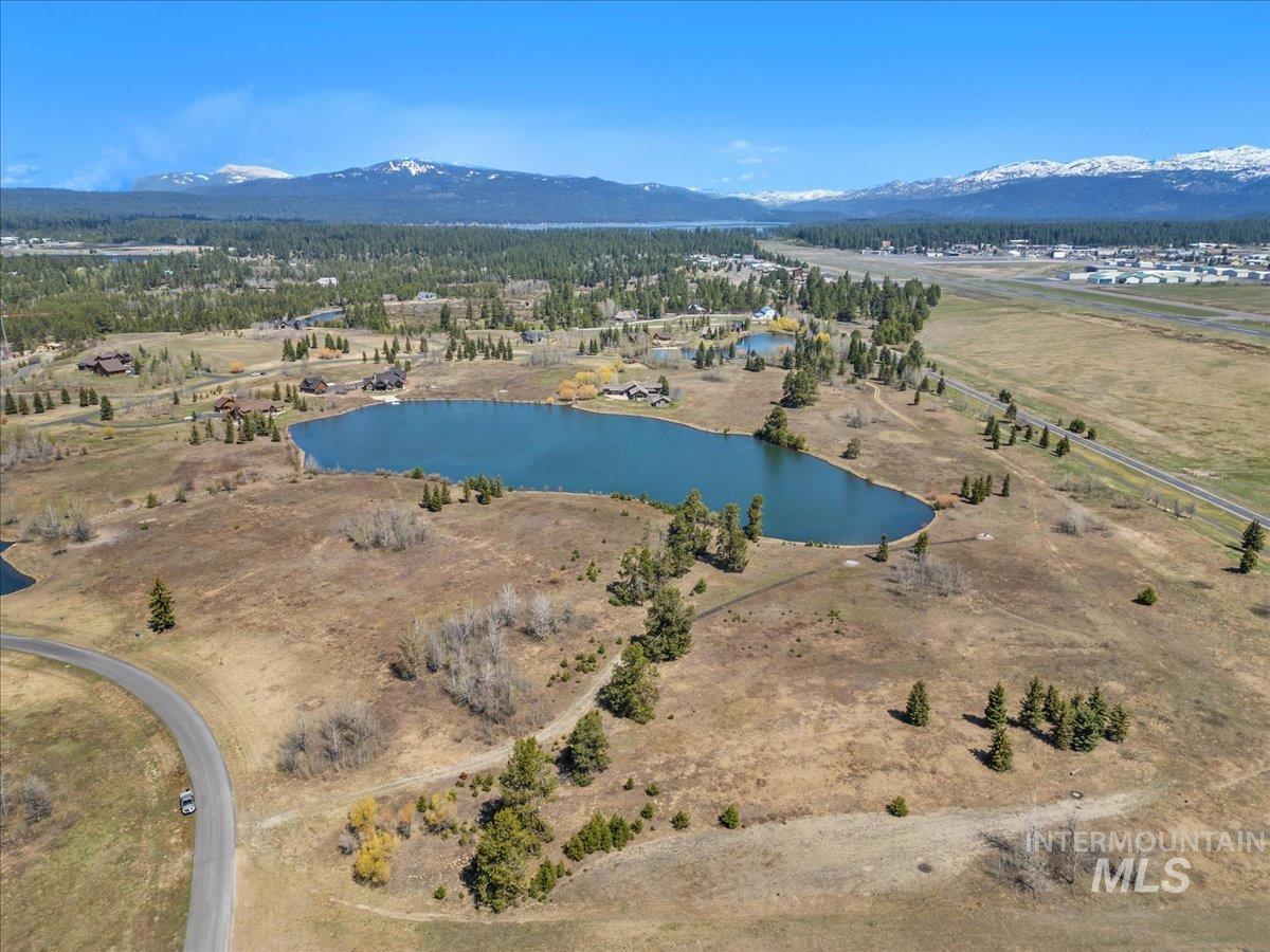 287 Rawhide Loop Property Photo 10