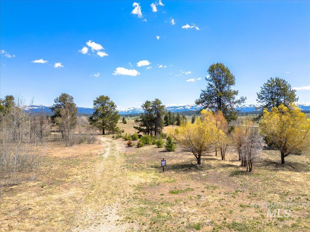 287 Rawhide Loop Property Photo 11