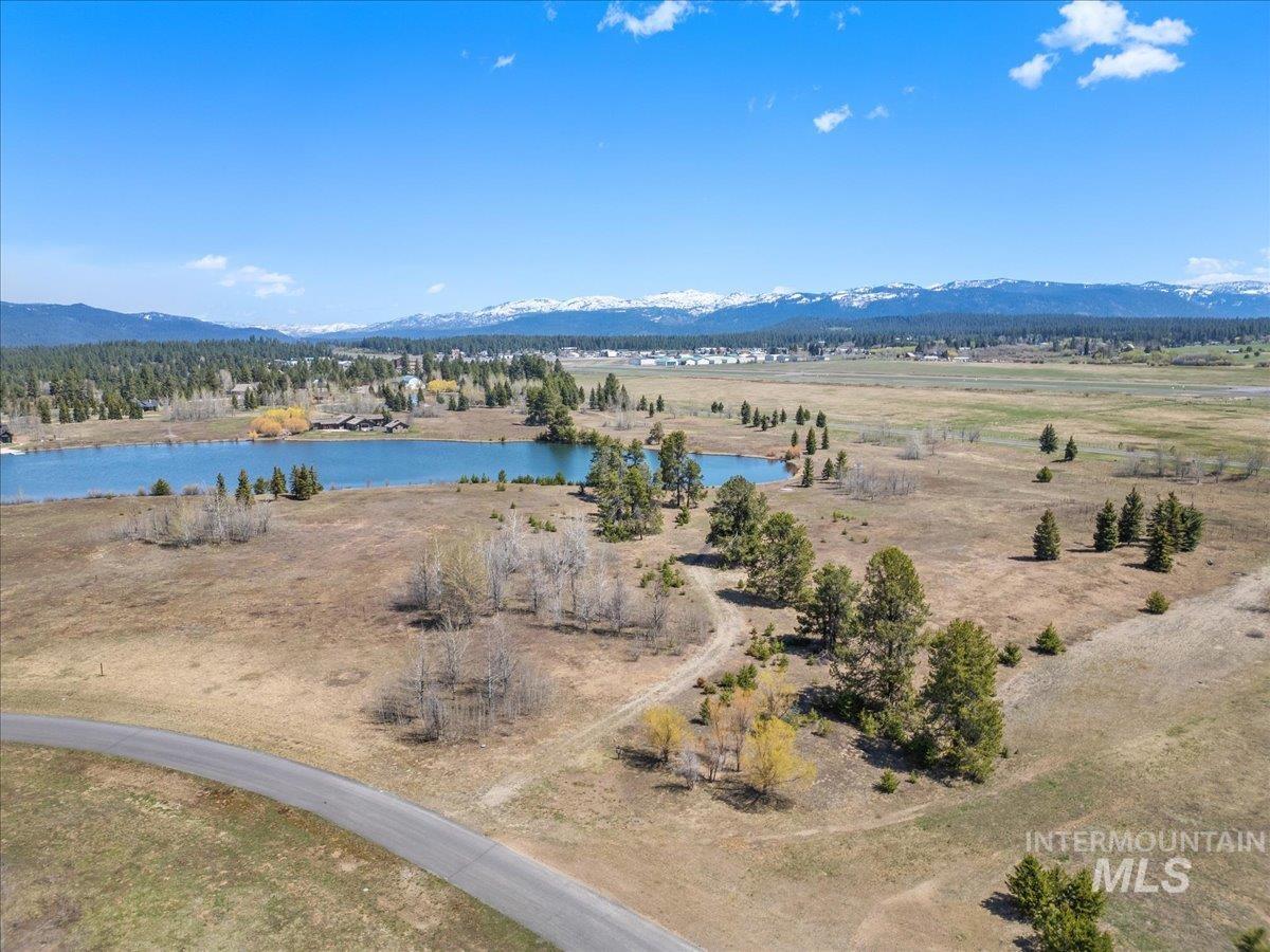 287 Rawhide Loop Property Photo 24
