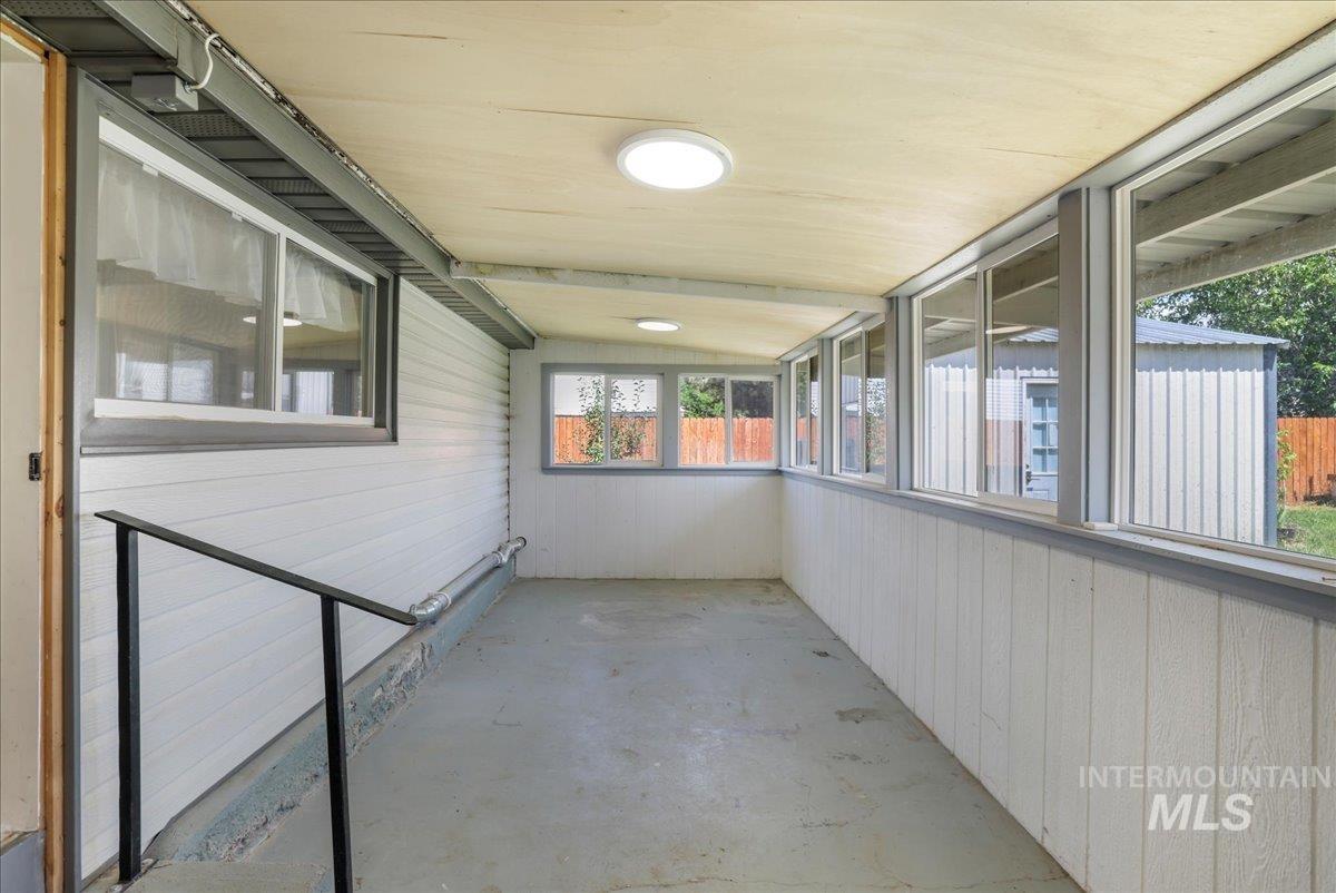 1017 Burley Avenue Property Photo 13