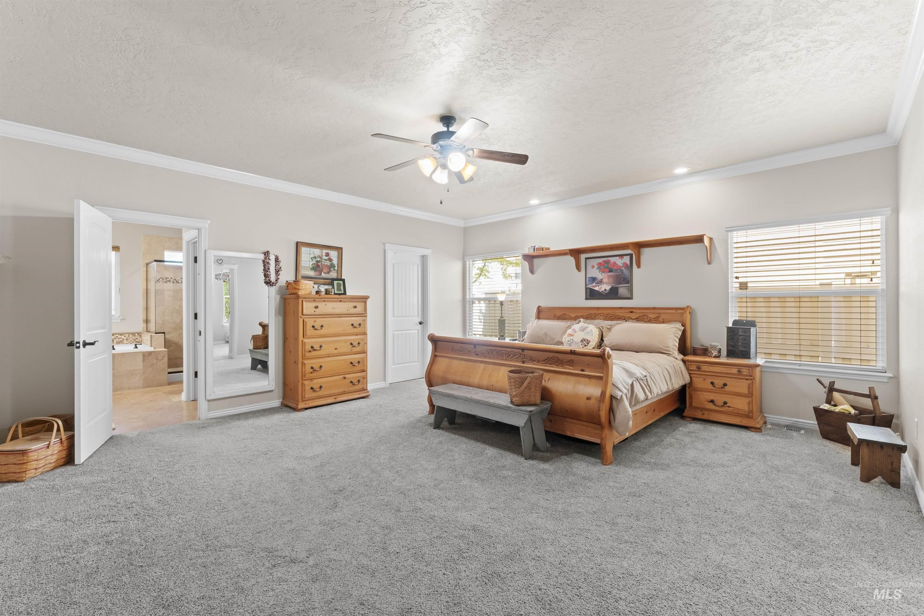 146 W Cub Street Property Photo 19