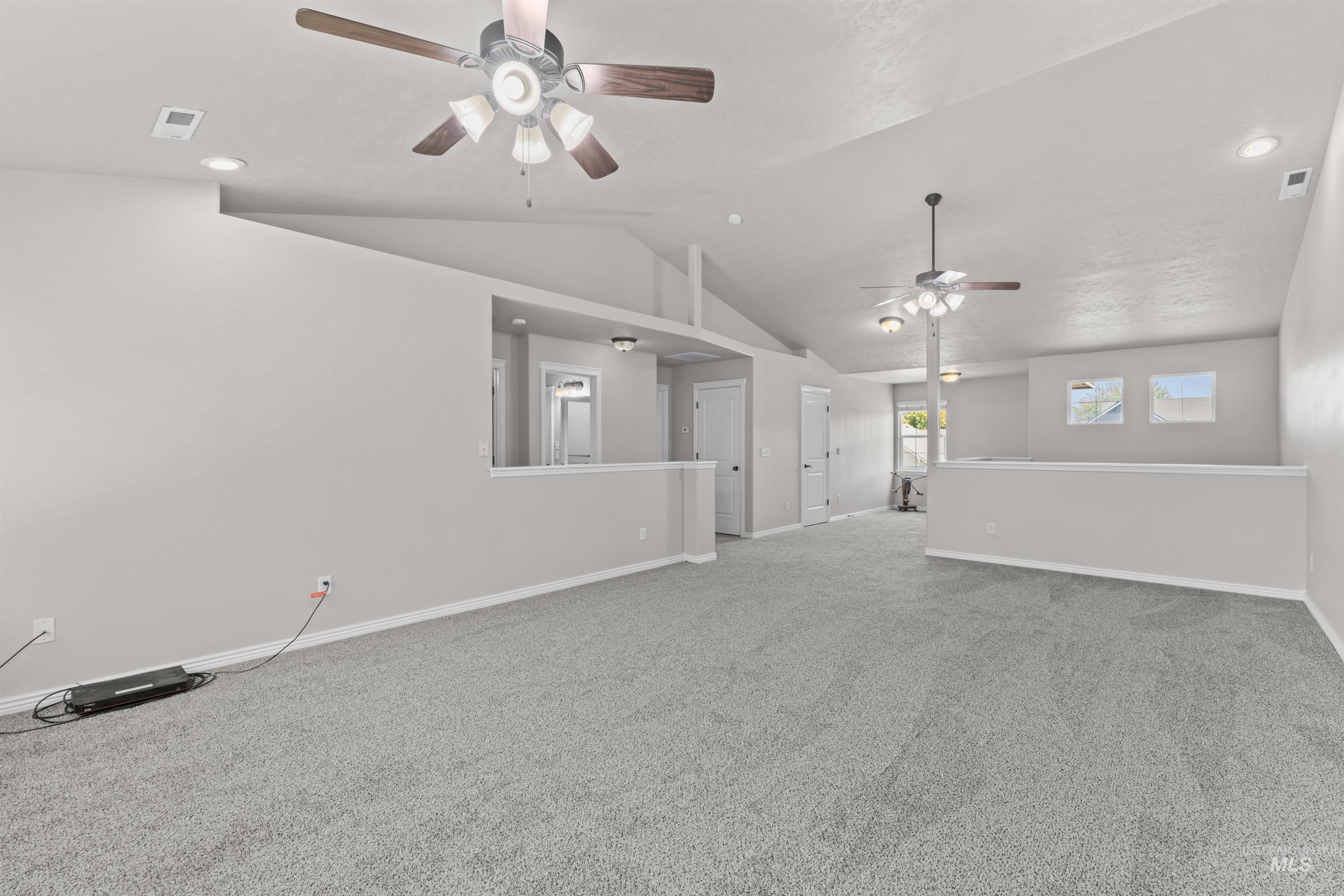 146 W Cub Street Property Photo 34