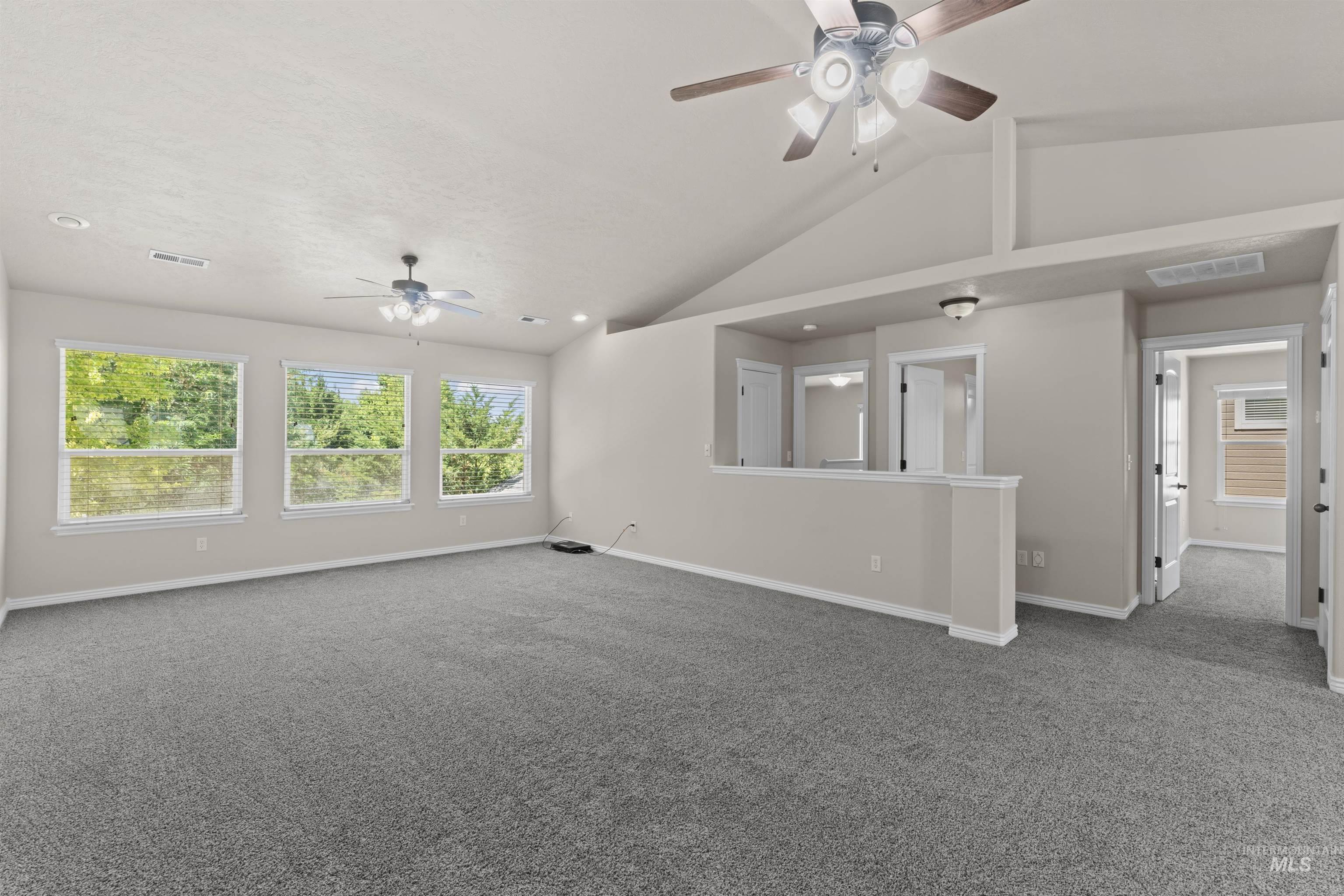 146 W Cub Street Property Photo 35