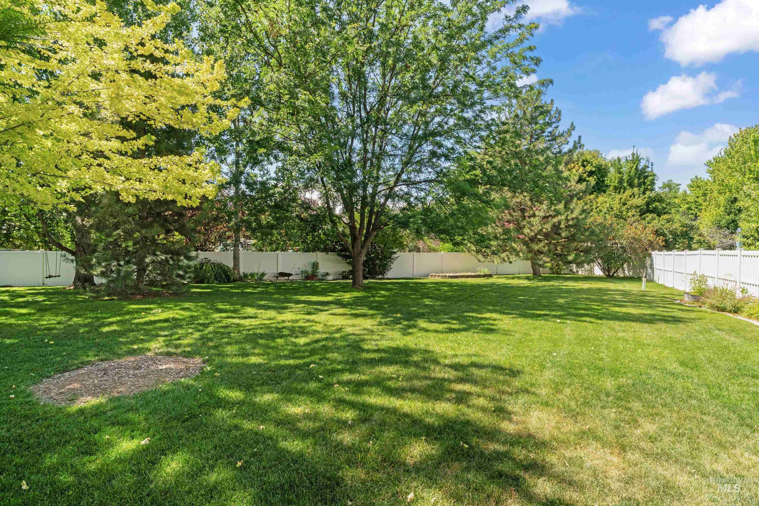 146 W Cub Street Property Photo 46