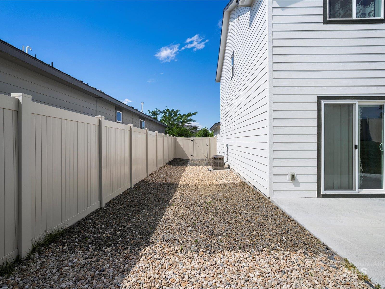 2121 W Trout Lily St Property Photo 34