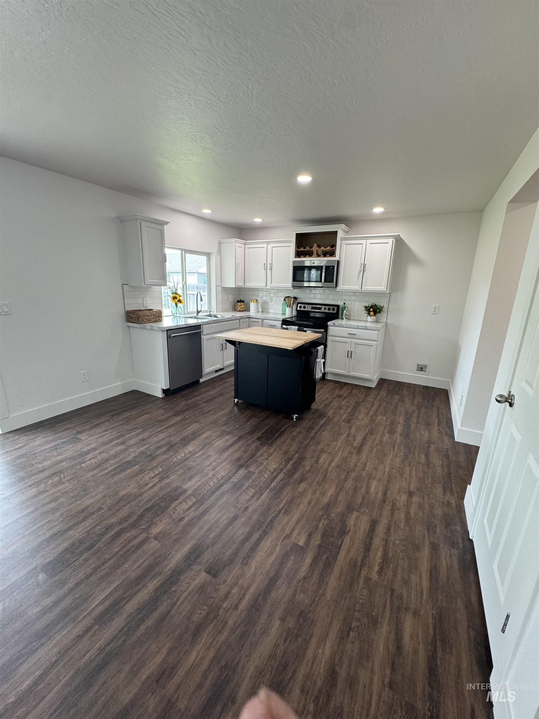 16569 Spartan Ave. Property Photo 20