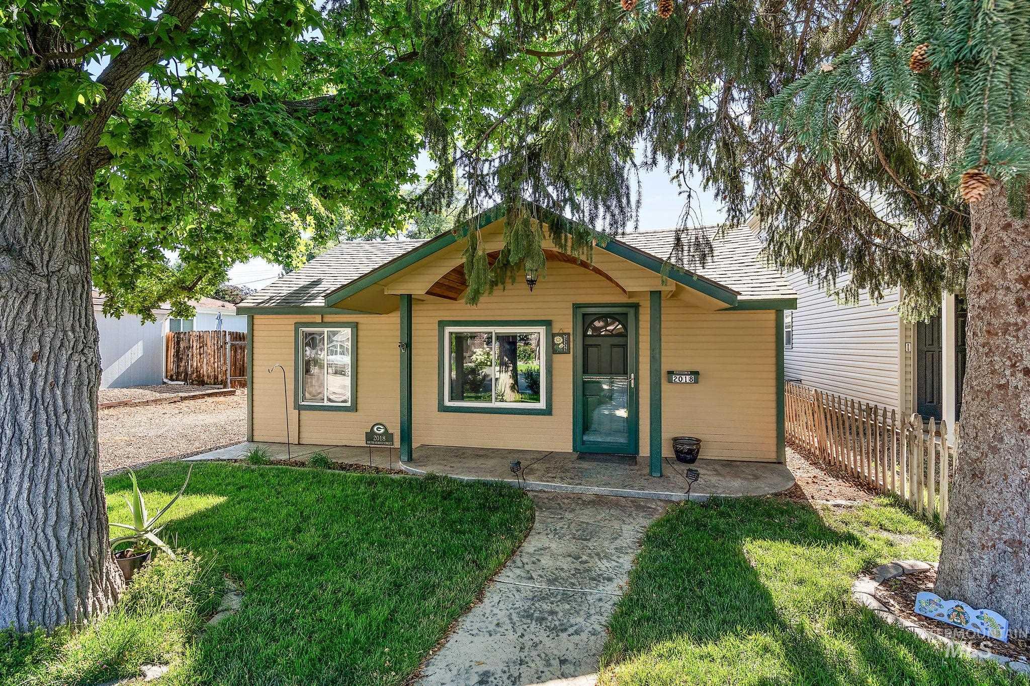 2018 S Hervey St Property Photo 1