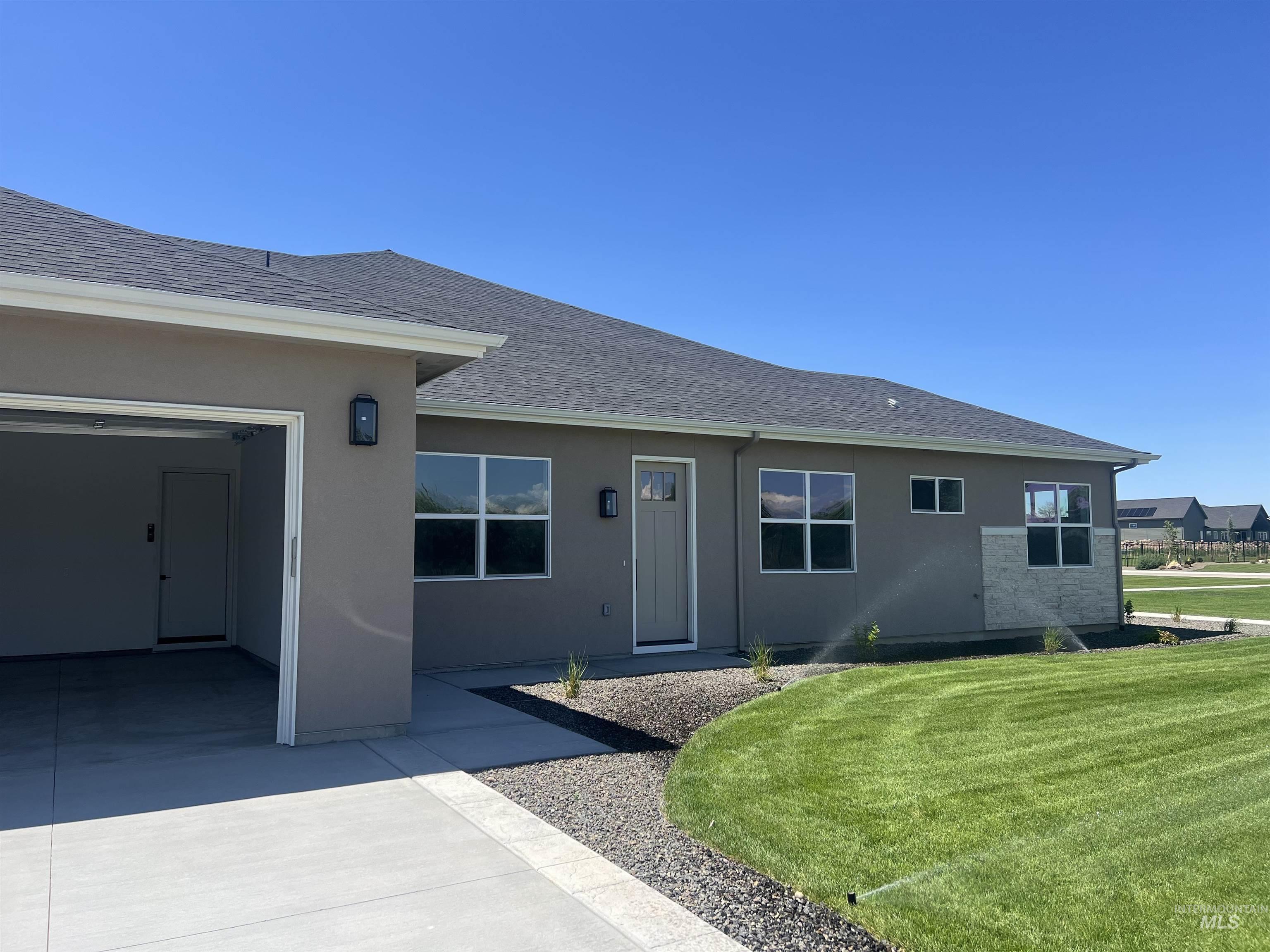 7265 E Red Kite St Property Photo 2
