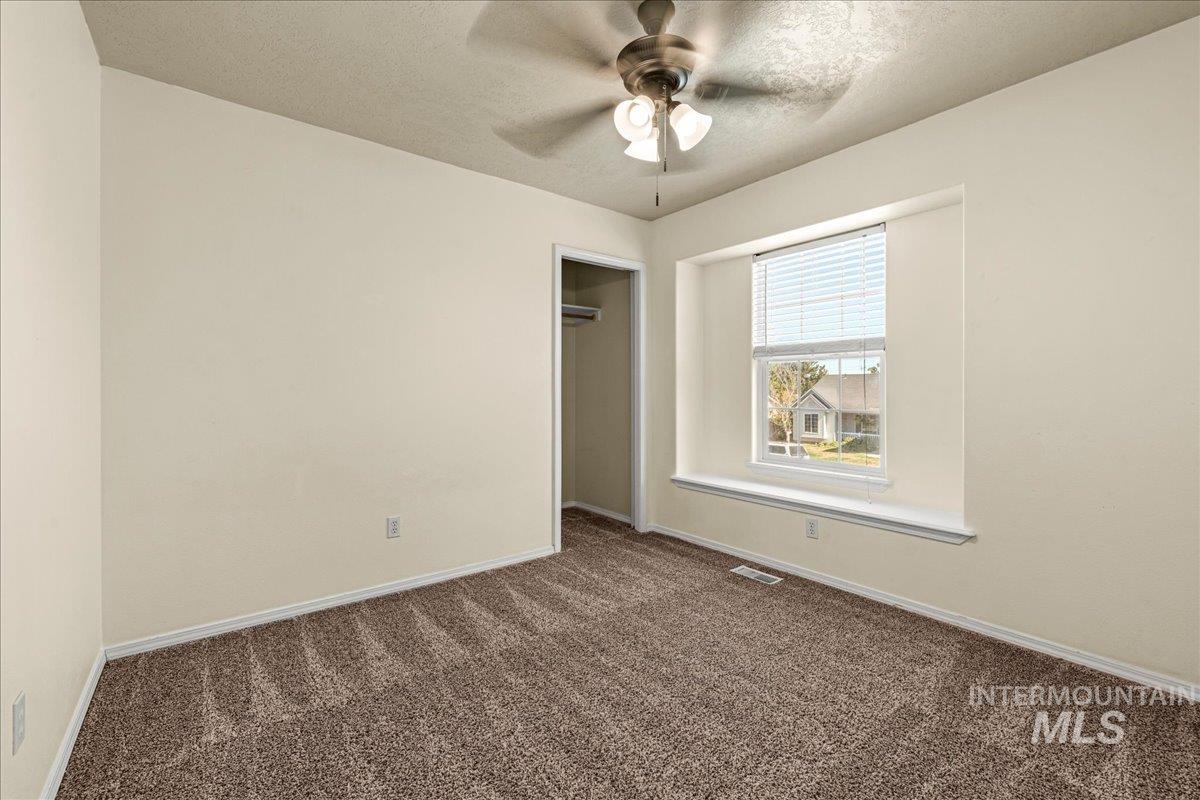 2451 W Willow Pointe Ave Property Photo 27
