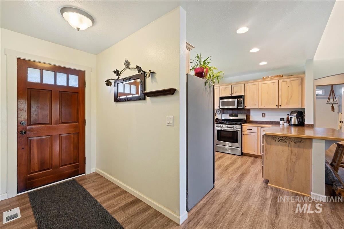12932 Siscra Property Photo 3
