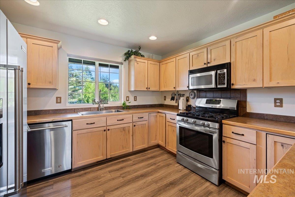 12932 Siscra Property Photo 9