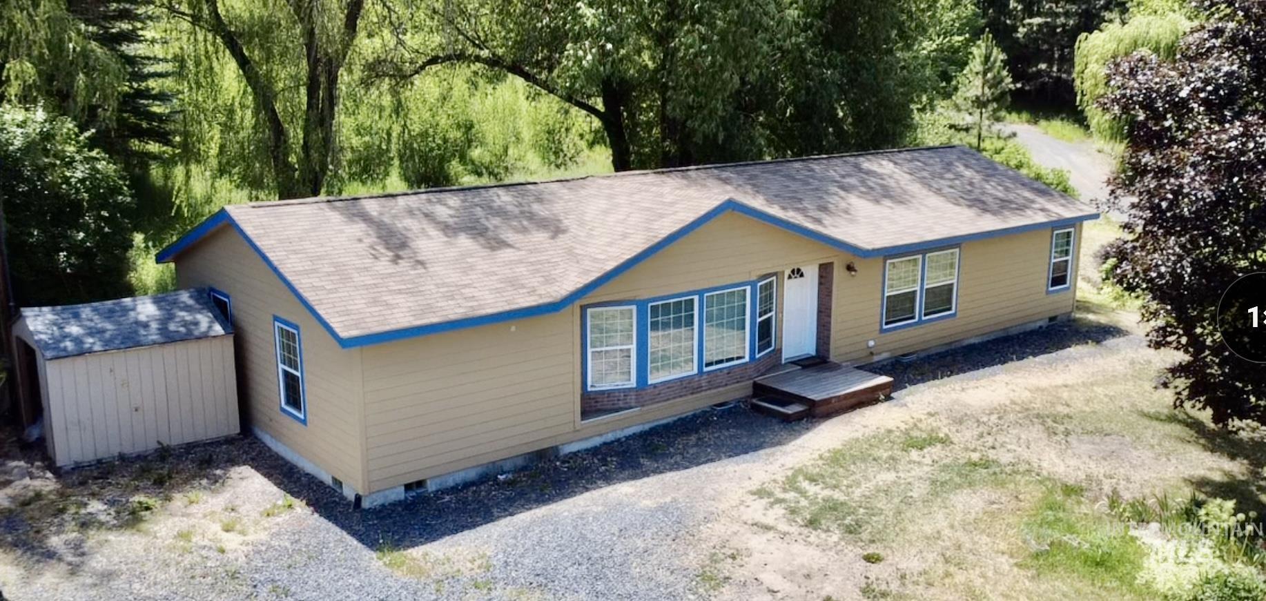 1111 Wallen Road Property Photo 2