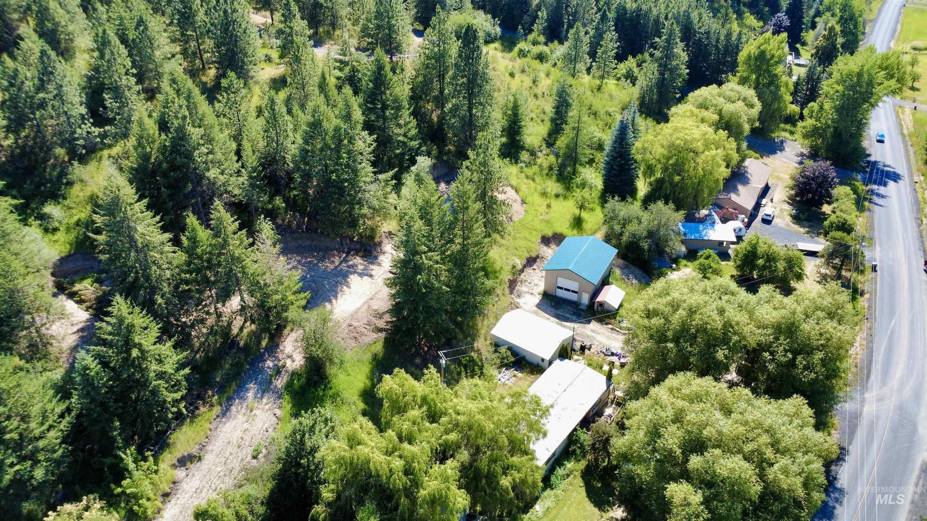 1111 Wallen Road Property Photo 3