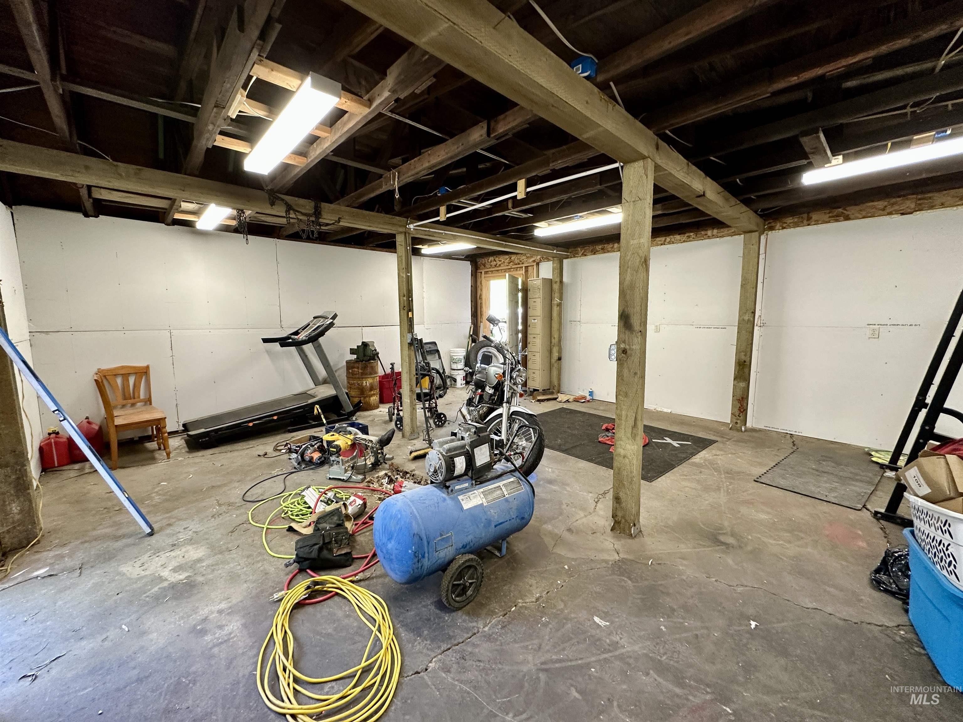 1111 Wallen Road Property Photo 43