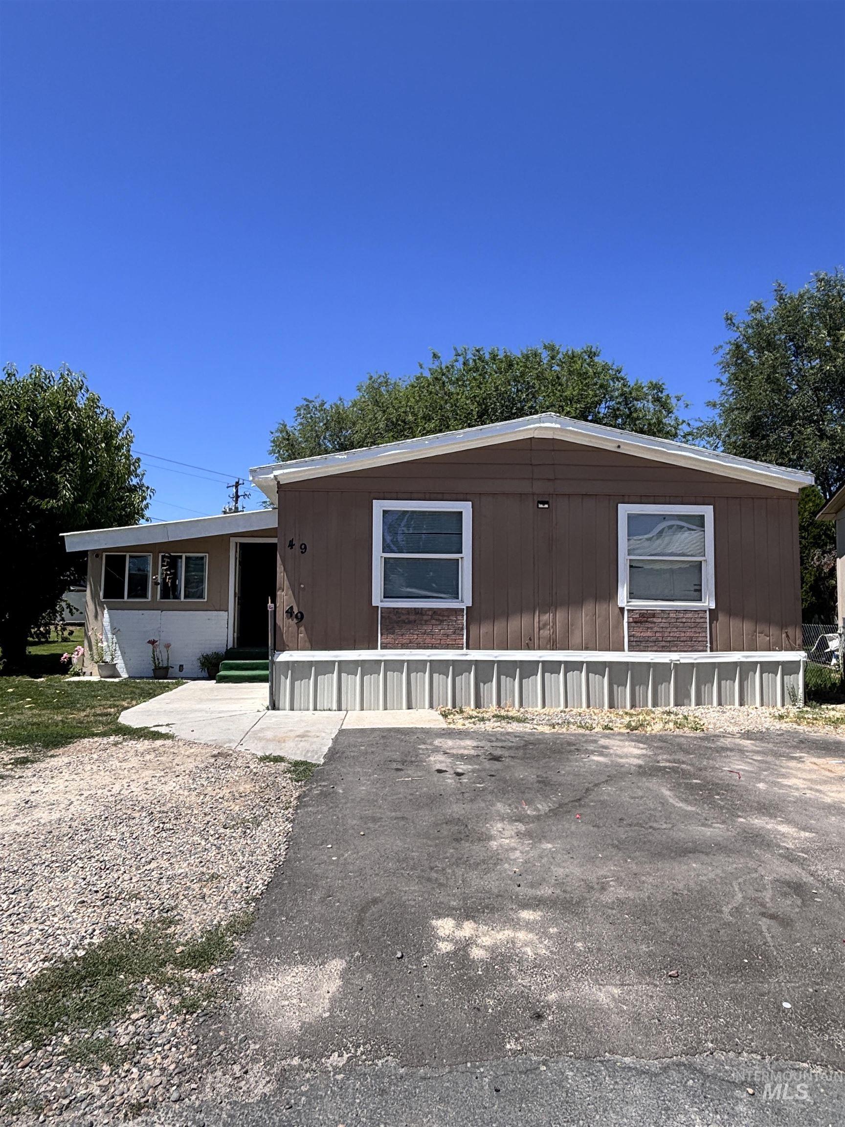 1410 W Flamingo Ave Property Photo 1