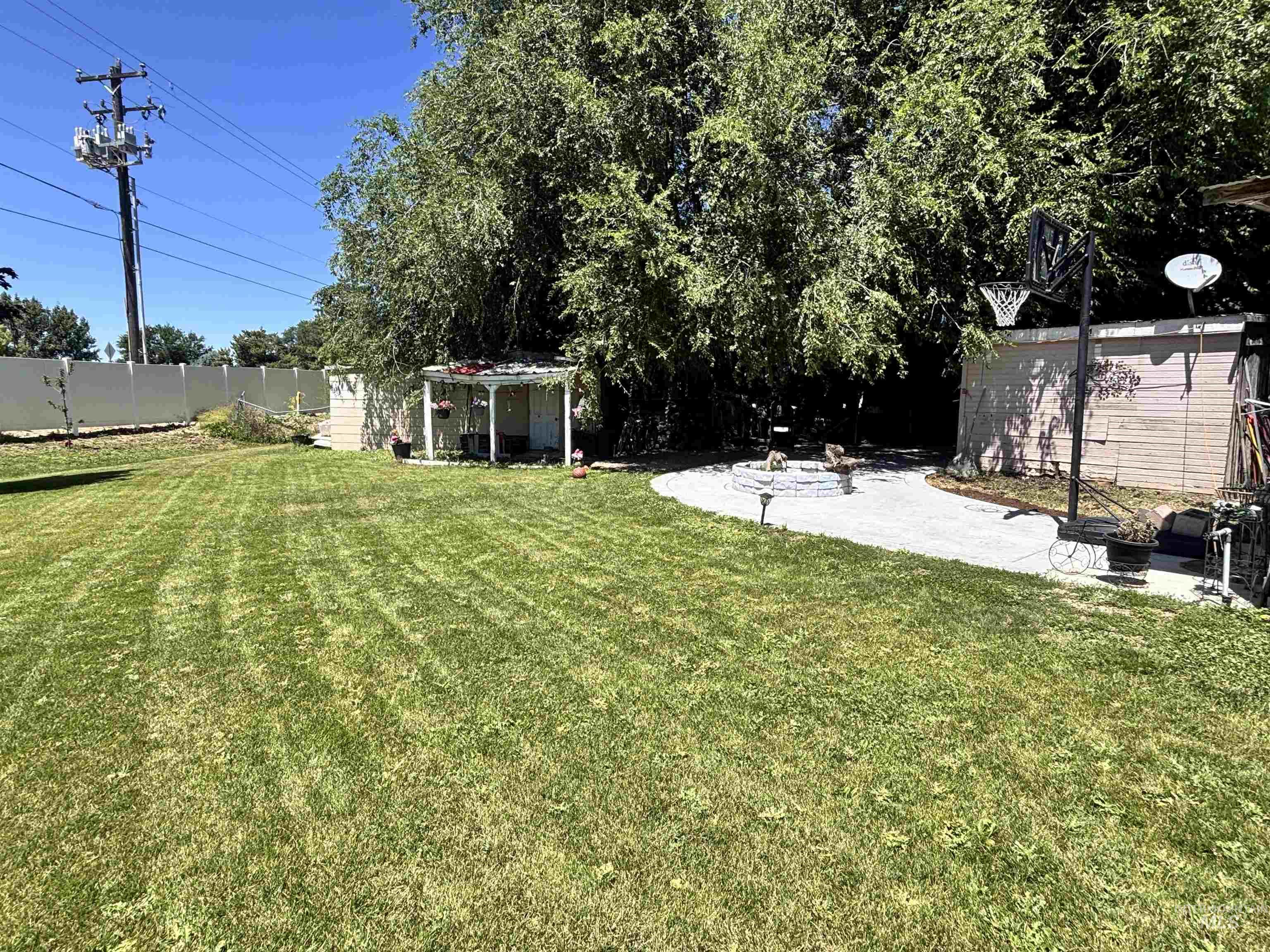 1410 W Flamingo Ave Property Photo 6