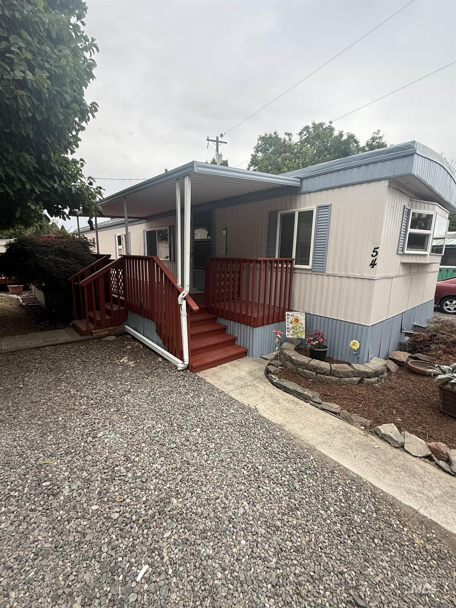 631 Preston Property Photo 1