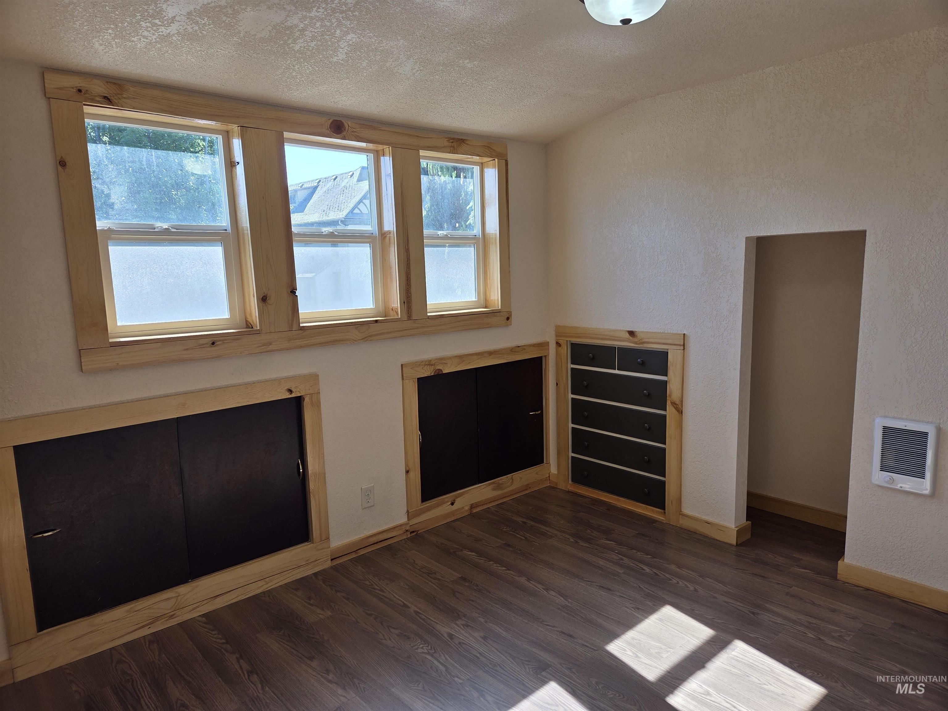 113 N Jackson St Property Photo 28