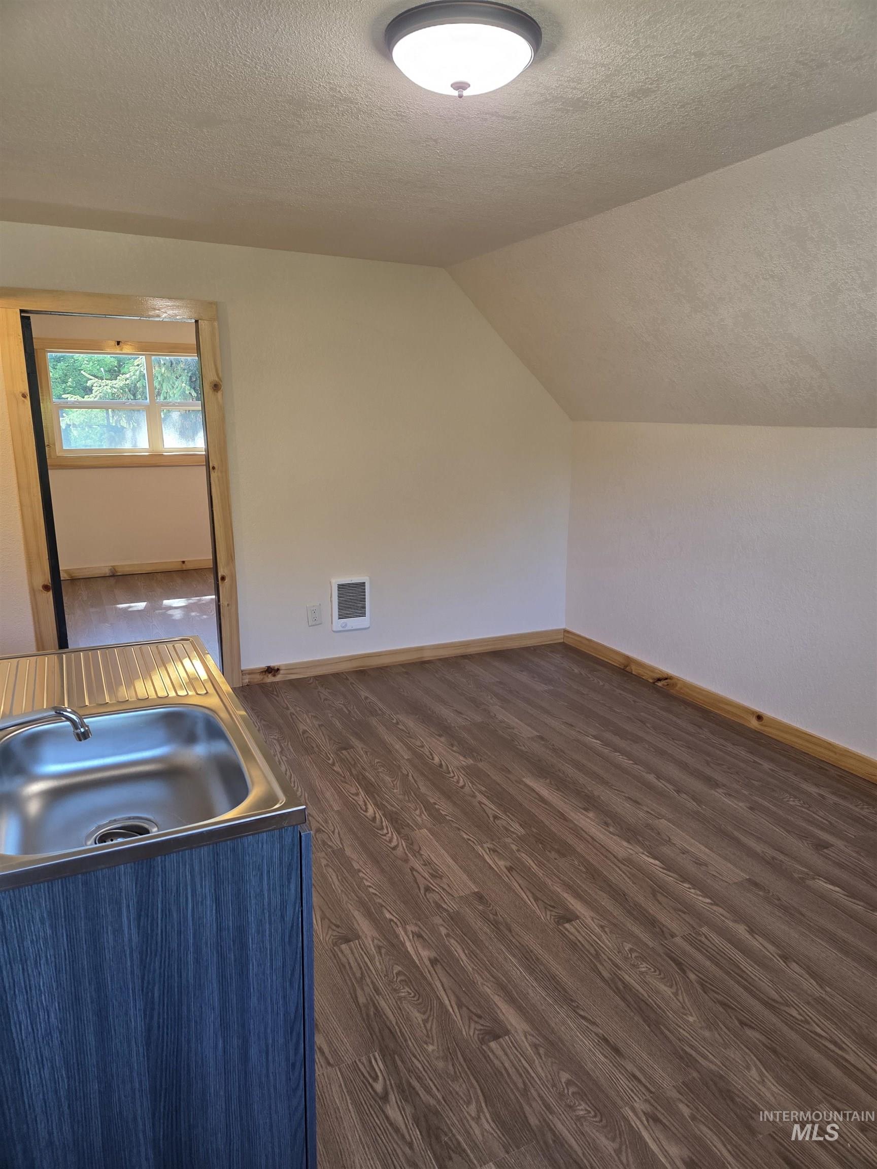 113 N Jackson St Property Photo 29