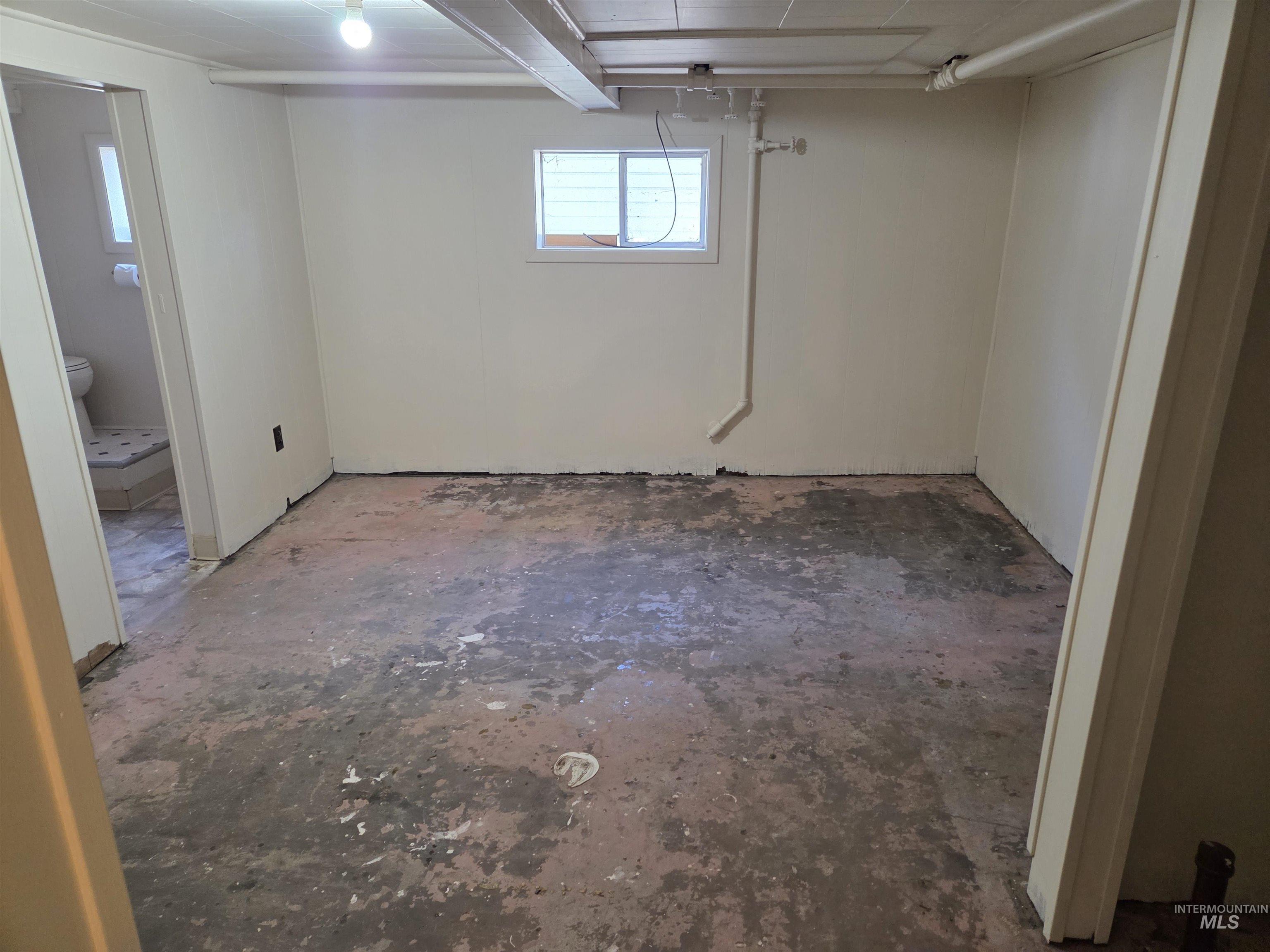 113 N Jackson St Property Photo 37