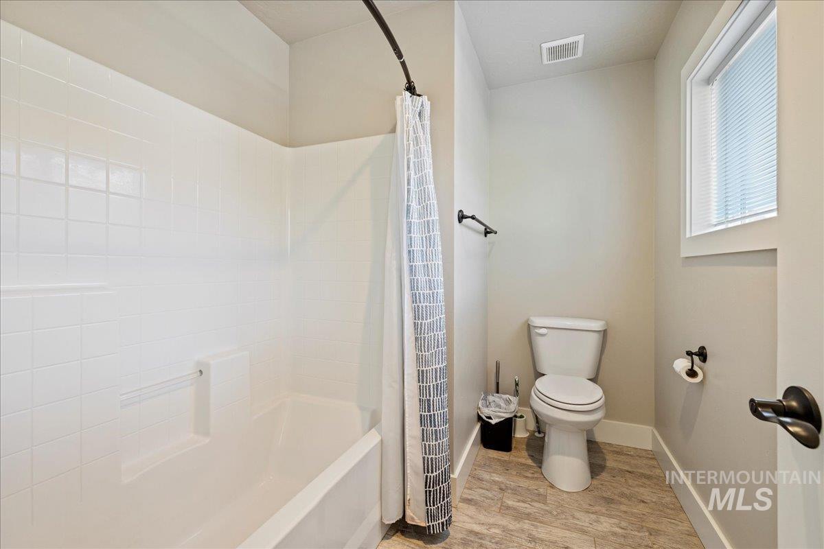 1484 Dragonfly Loop Property Photo 17