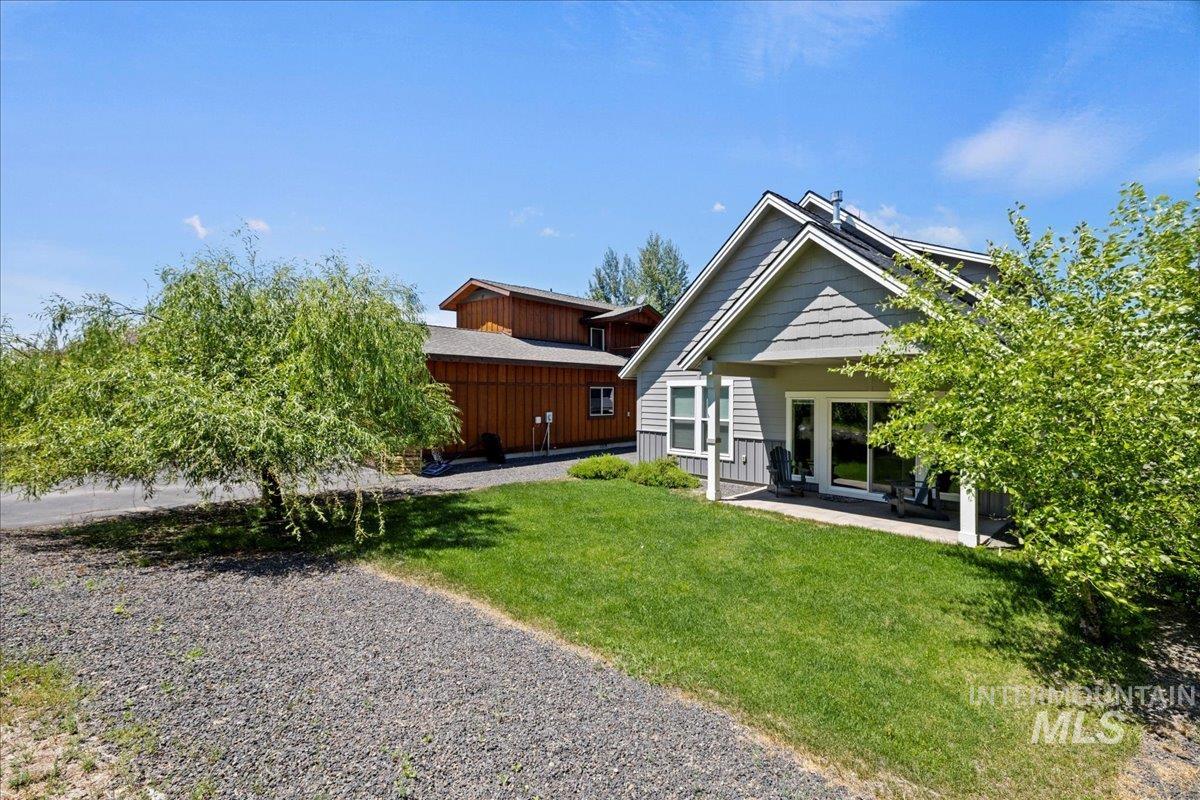 1484 Dragonfly Loop Property Photo 25