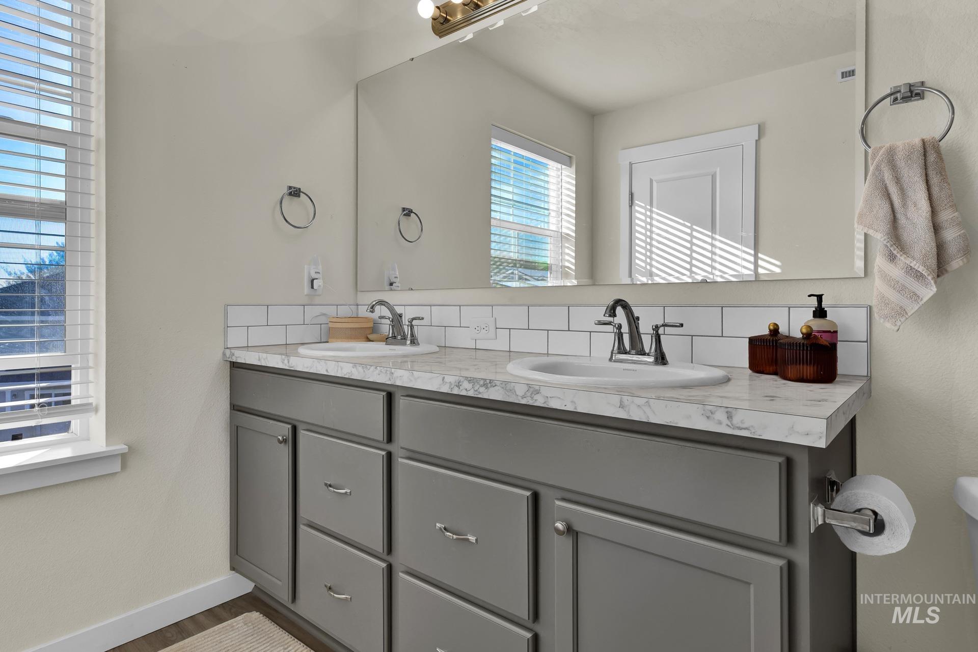 2315 E Spice Loop Property Photo 22