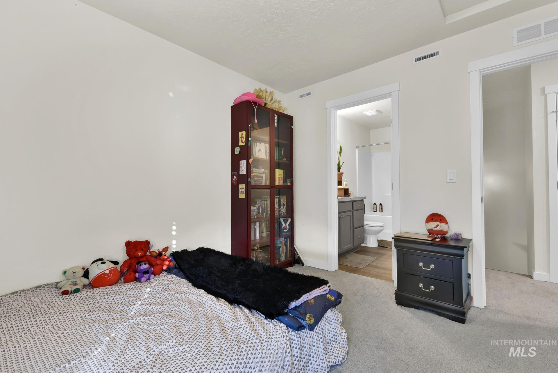 2315 E Spice Loop Property Photo 24